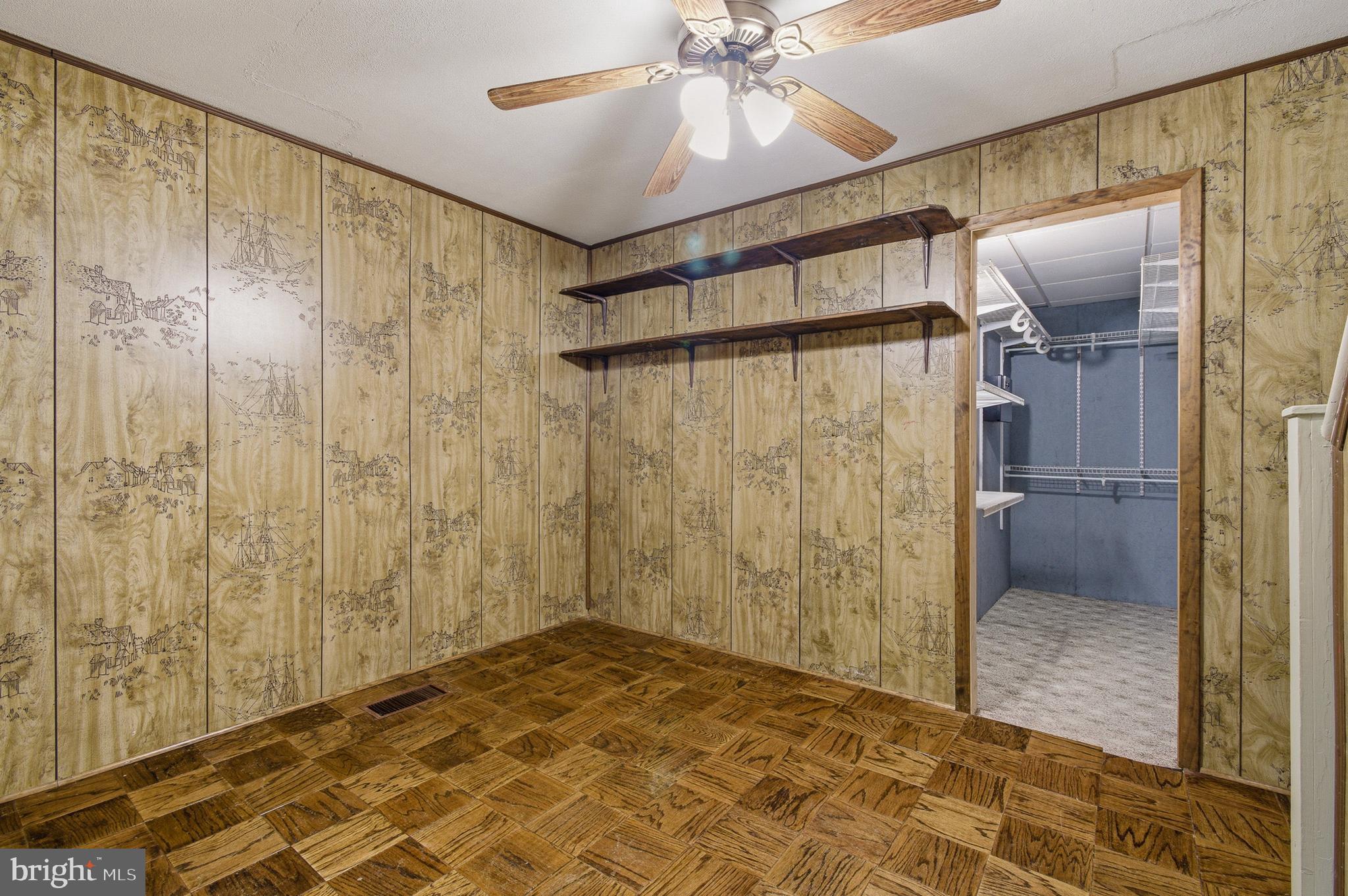 WEST LANHAM HILLS - Residential