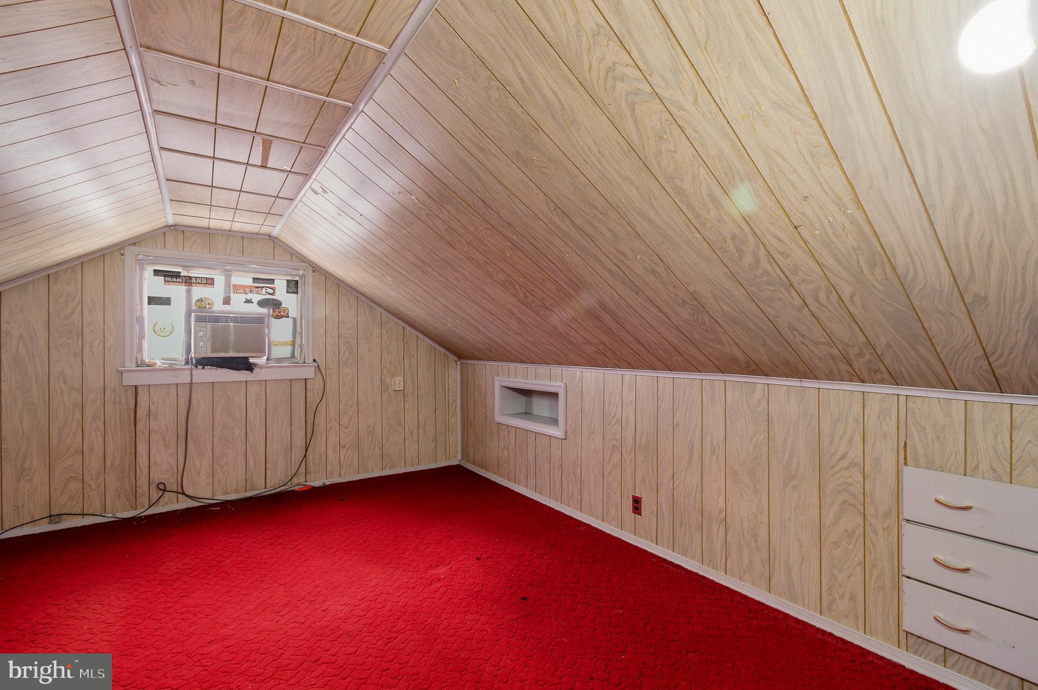 WEST LANHAM HILLS - Residential