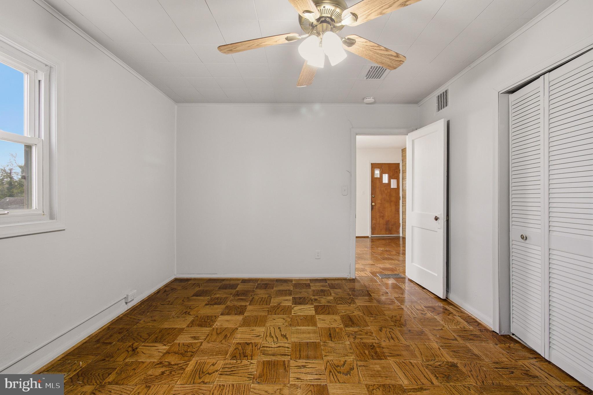 WEST LANHAM HILLS - Residential