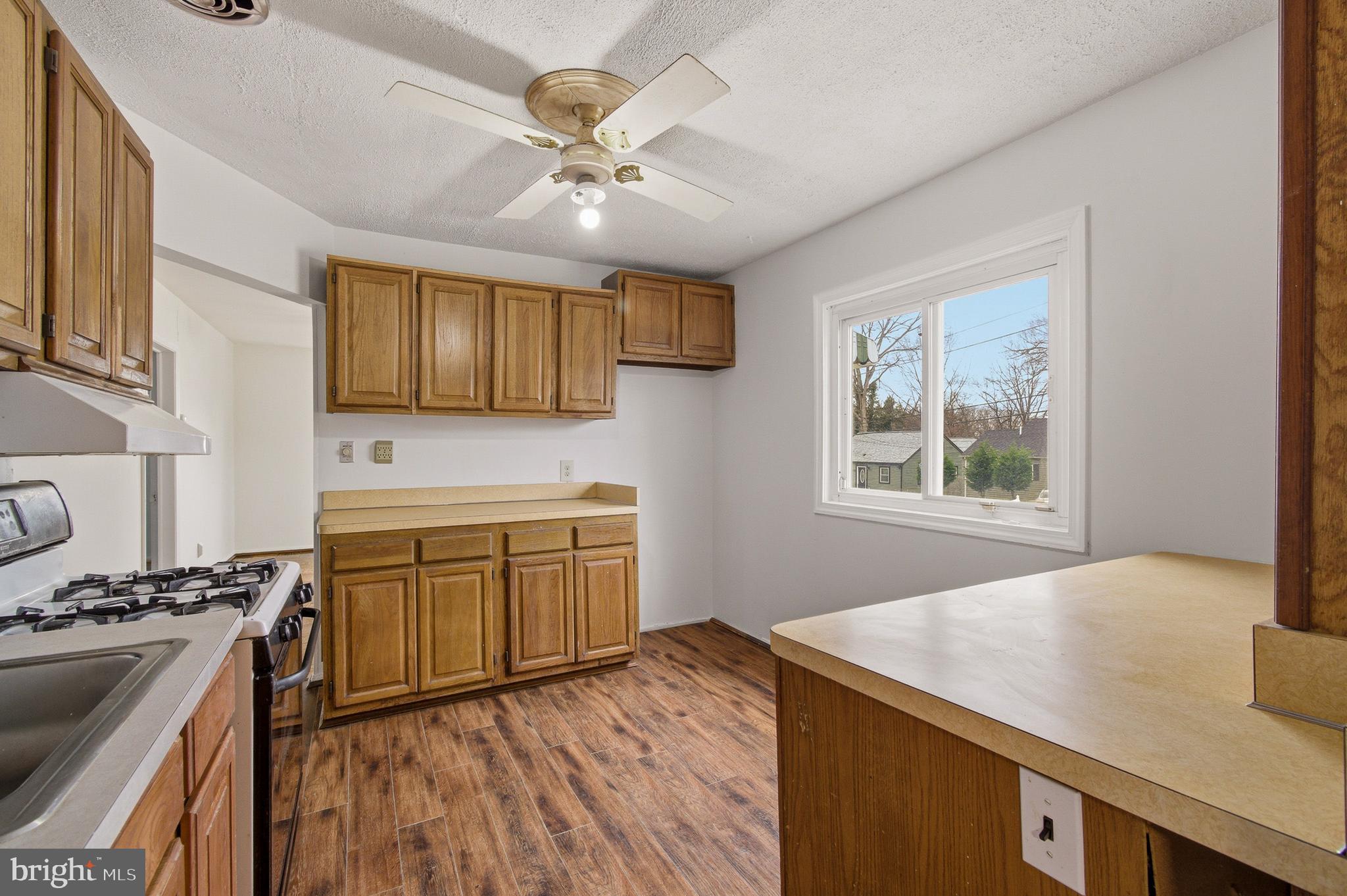 WEST LANHAM HILLS - Residential