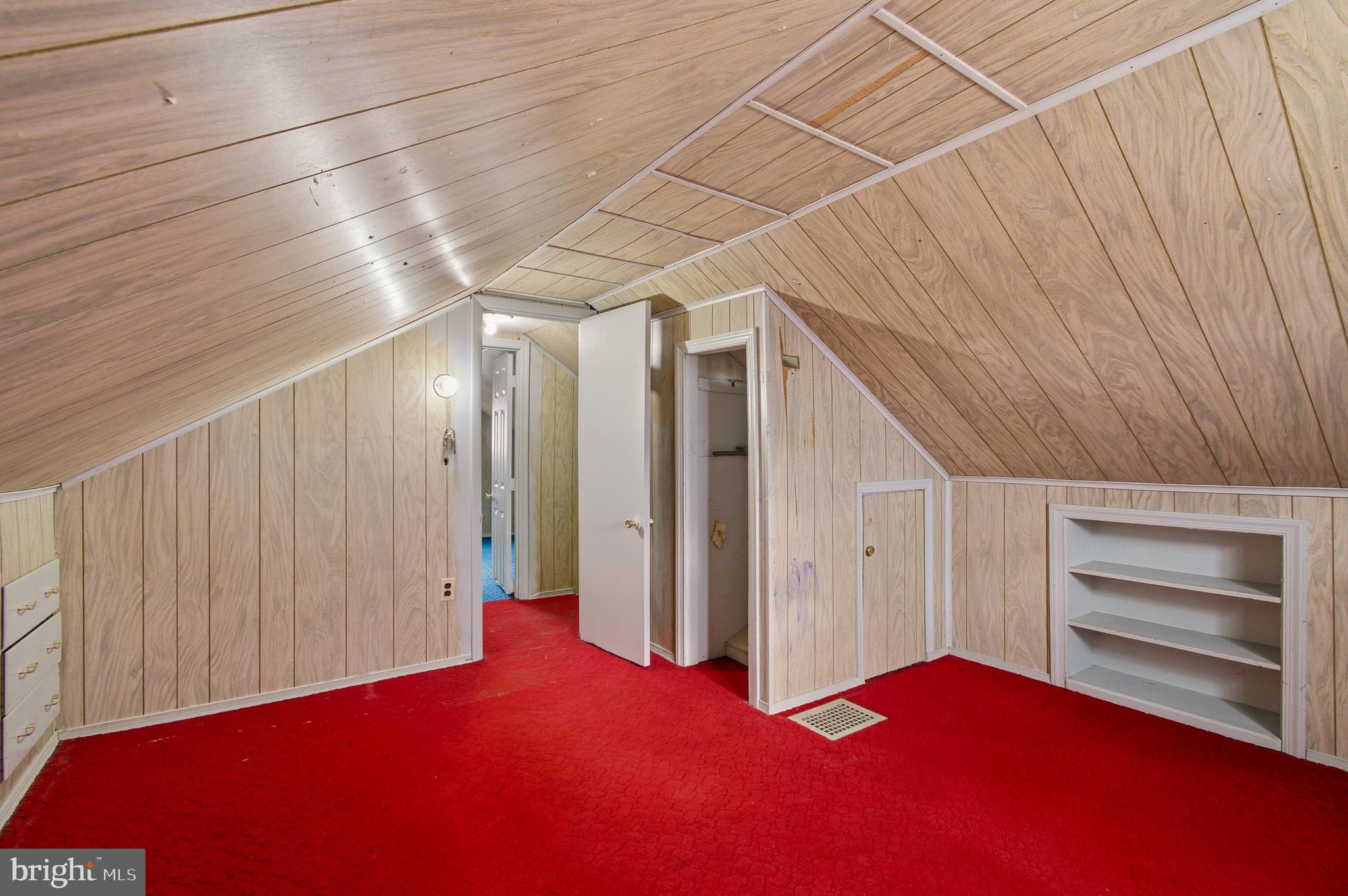 WEST LANHAM HILLS - Residential