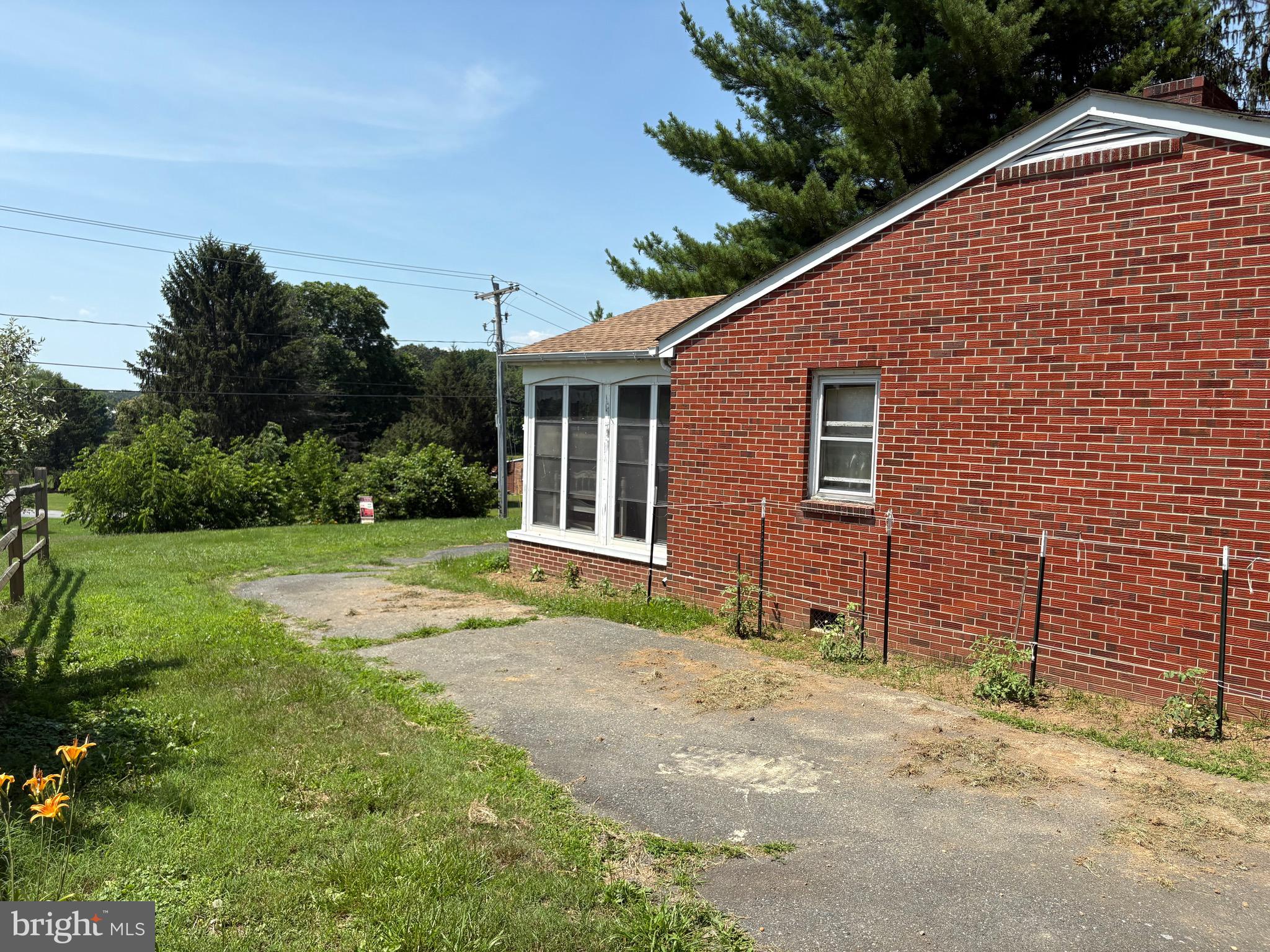 FAIRLEE - Residential