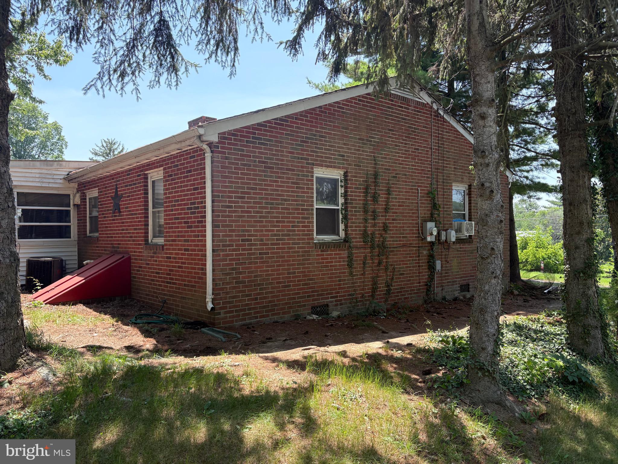 FAIRLEE - Residential