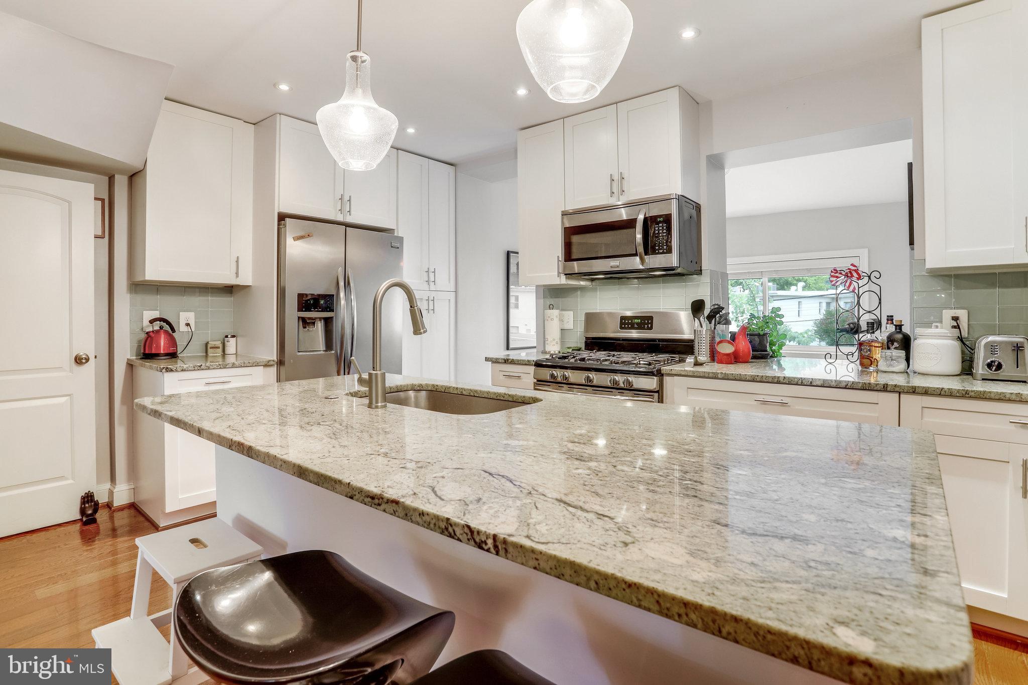 LYNHAVEN - Residential Lease