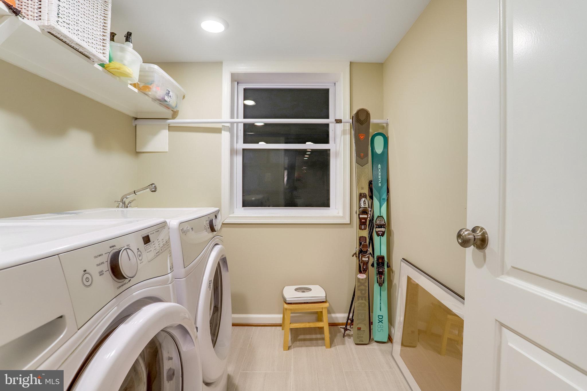 LYNHAVEN - Residential Lease