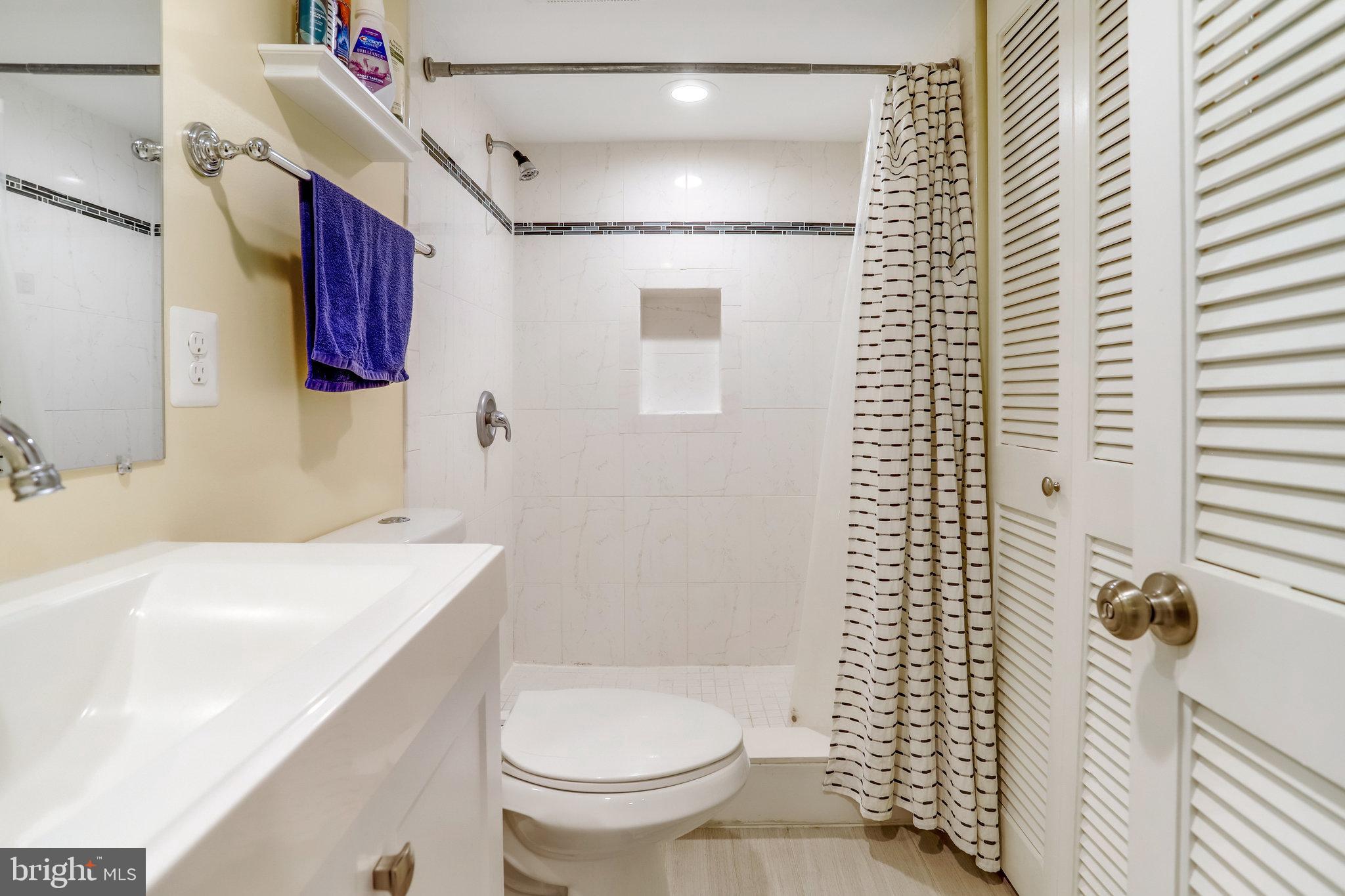 LYNHAVEN - Residential Lease