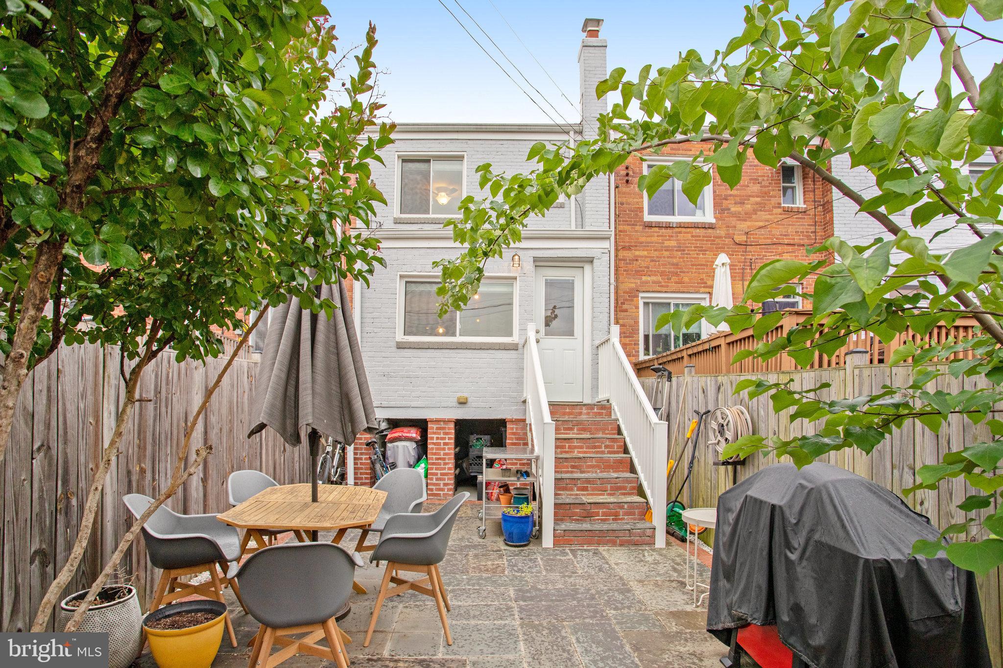 LYNHAVEN - Residential Lease