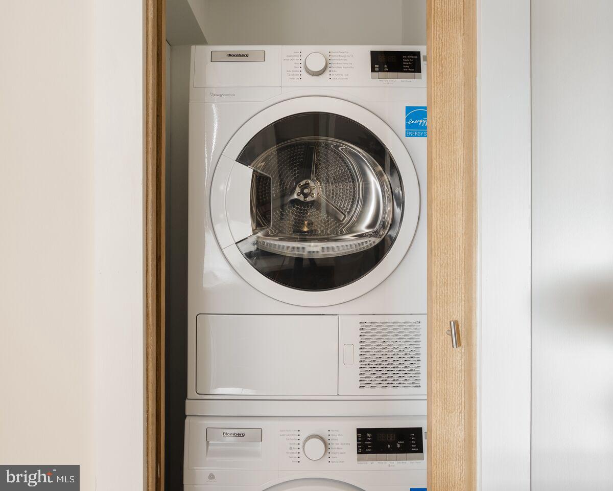 OLD CITY - Residential Lease