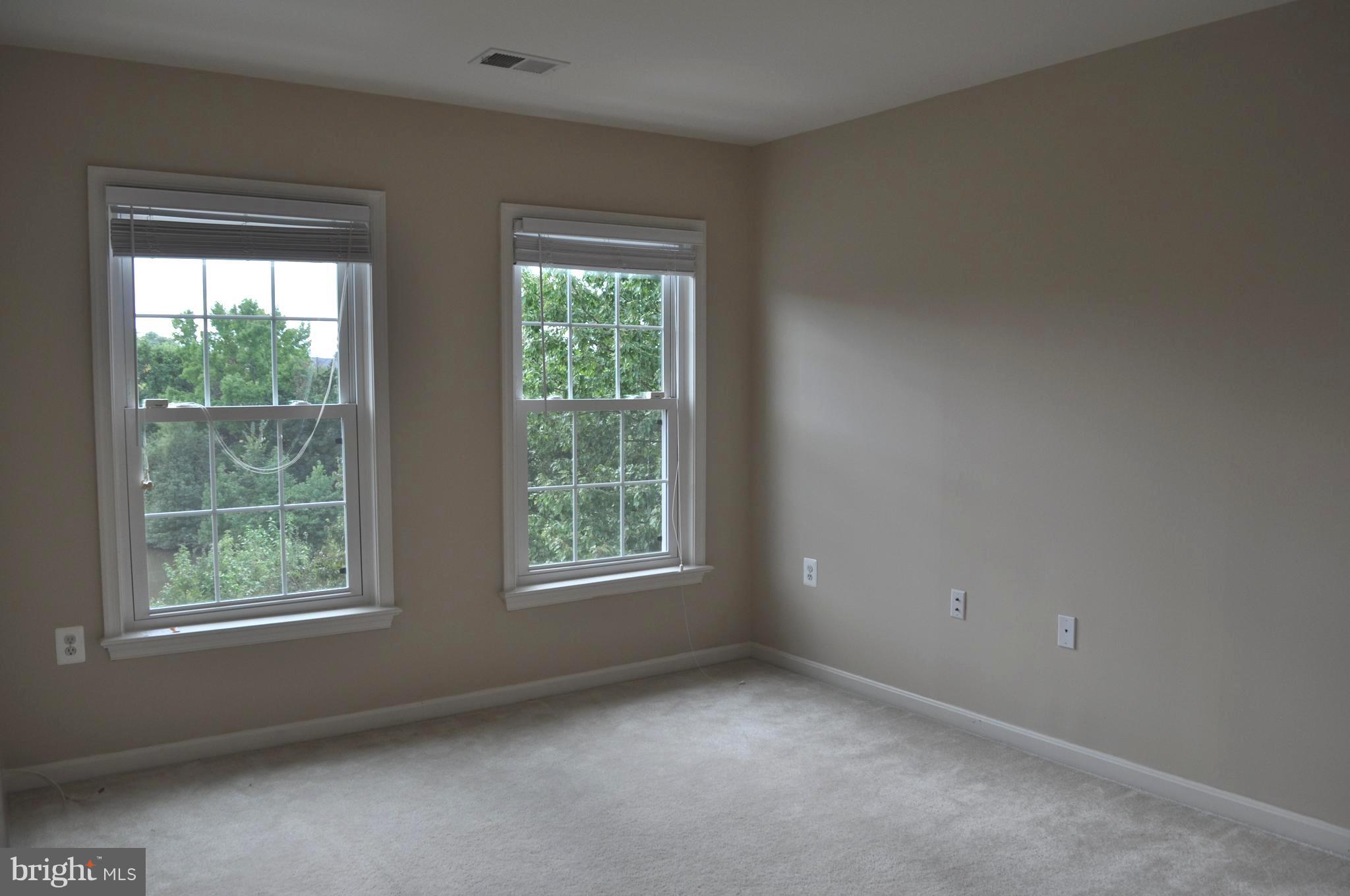 LIFESTYLE AT SULLY STATION - Residential Lease