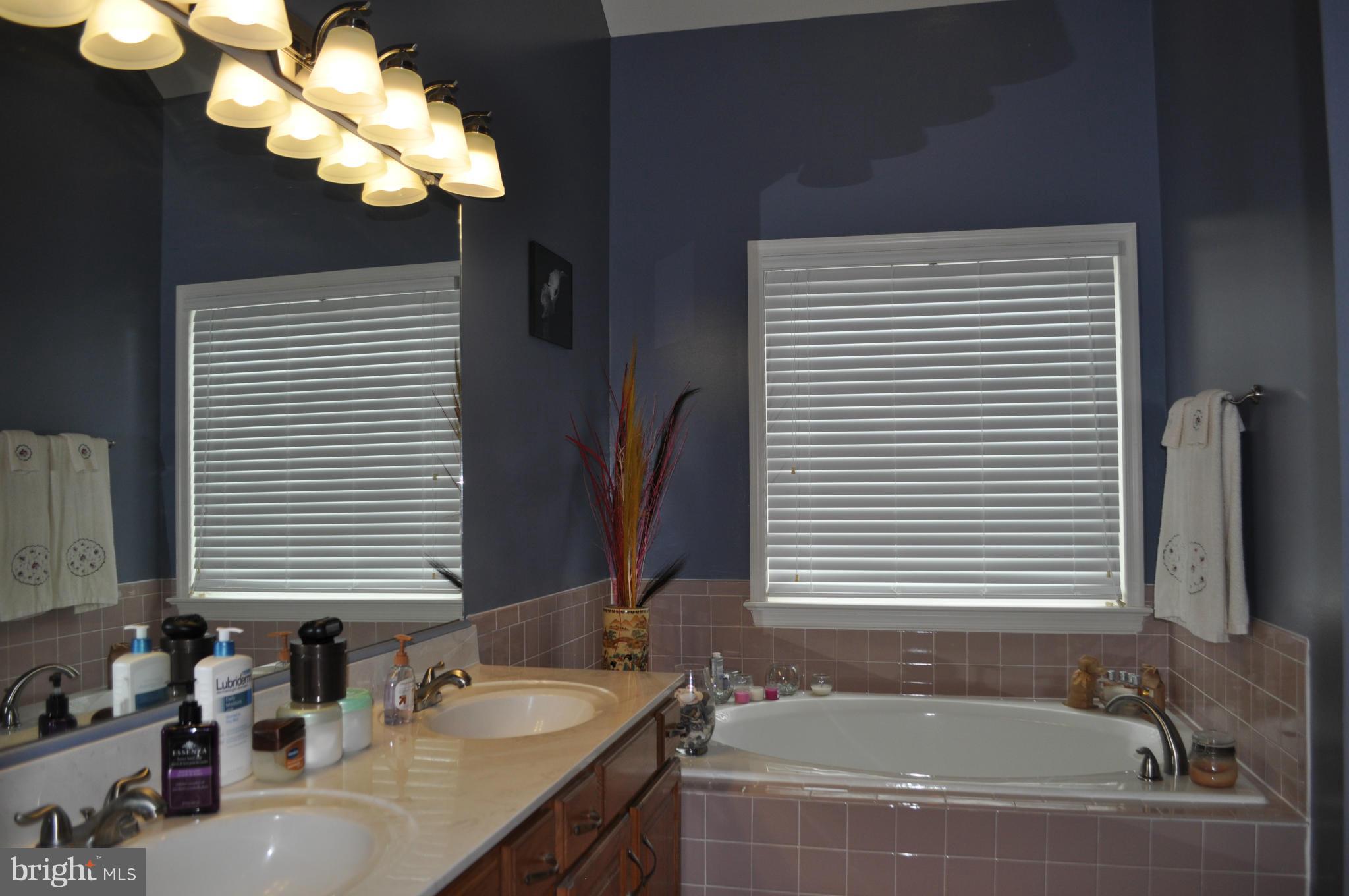 LIFESTYLE AT SULLY STATION - Residential Lease