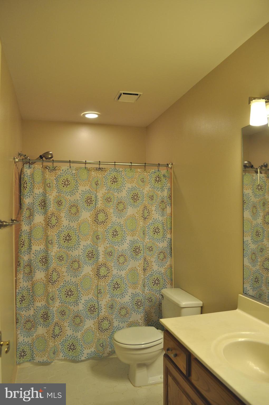 LIFESTYLE AT SULLY STATION - Residential Lease