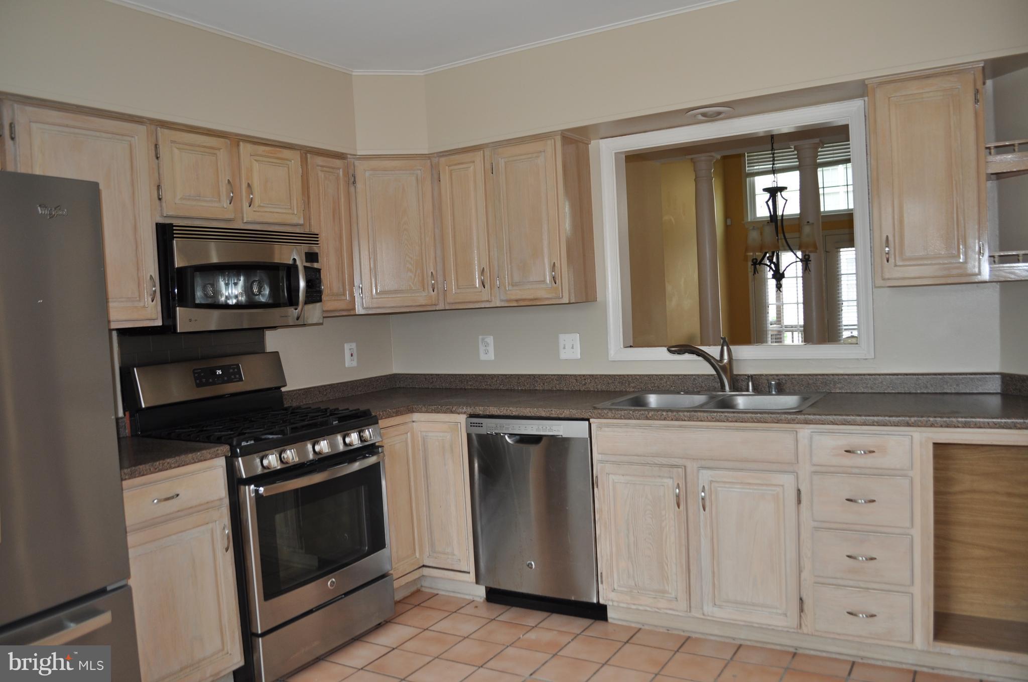 LIFESTYLE AT SULLY STATION - Residential Lease