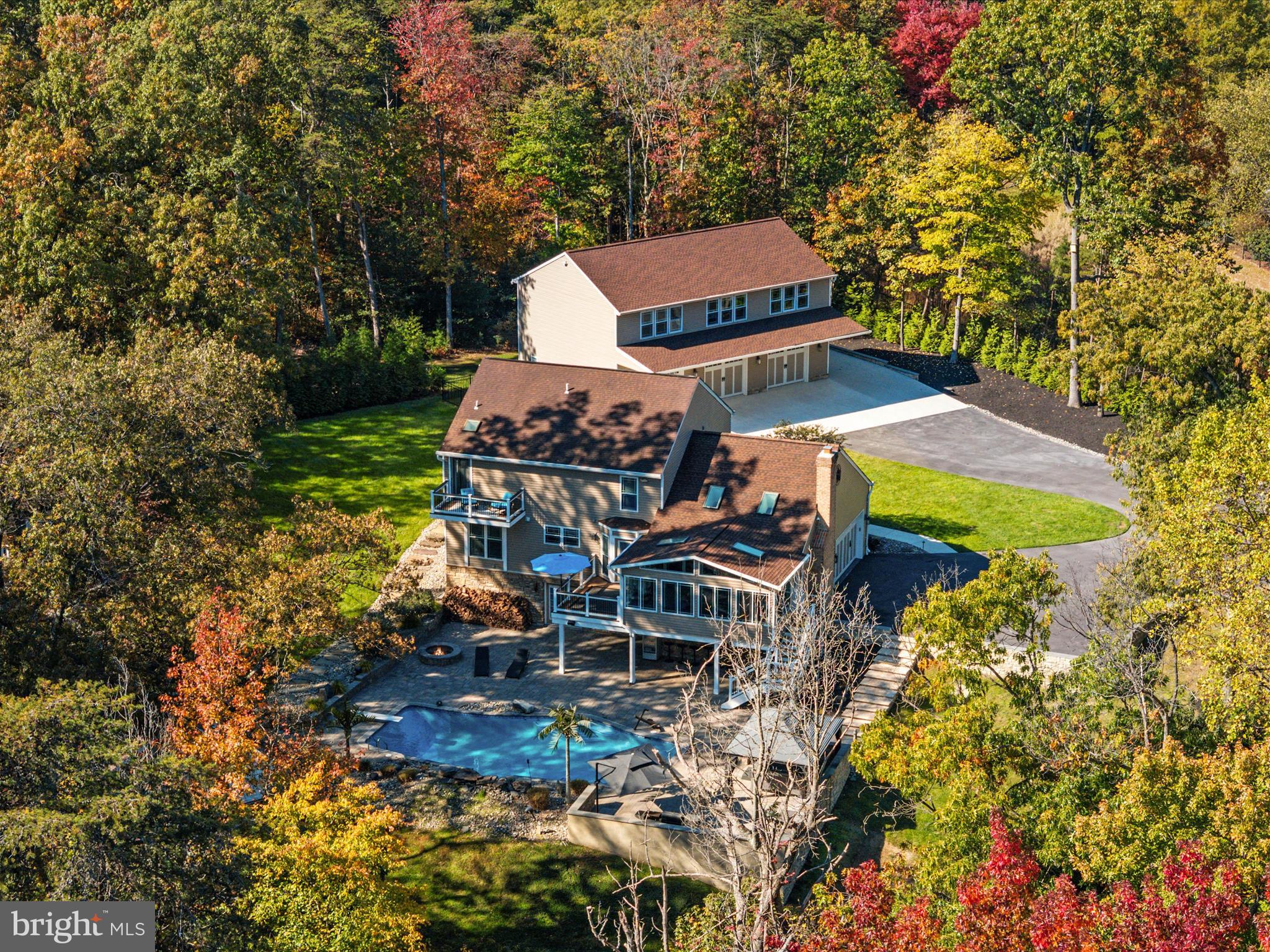 HAMPTON CHASE - Residential