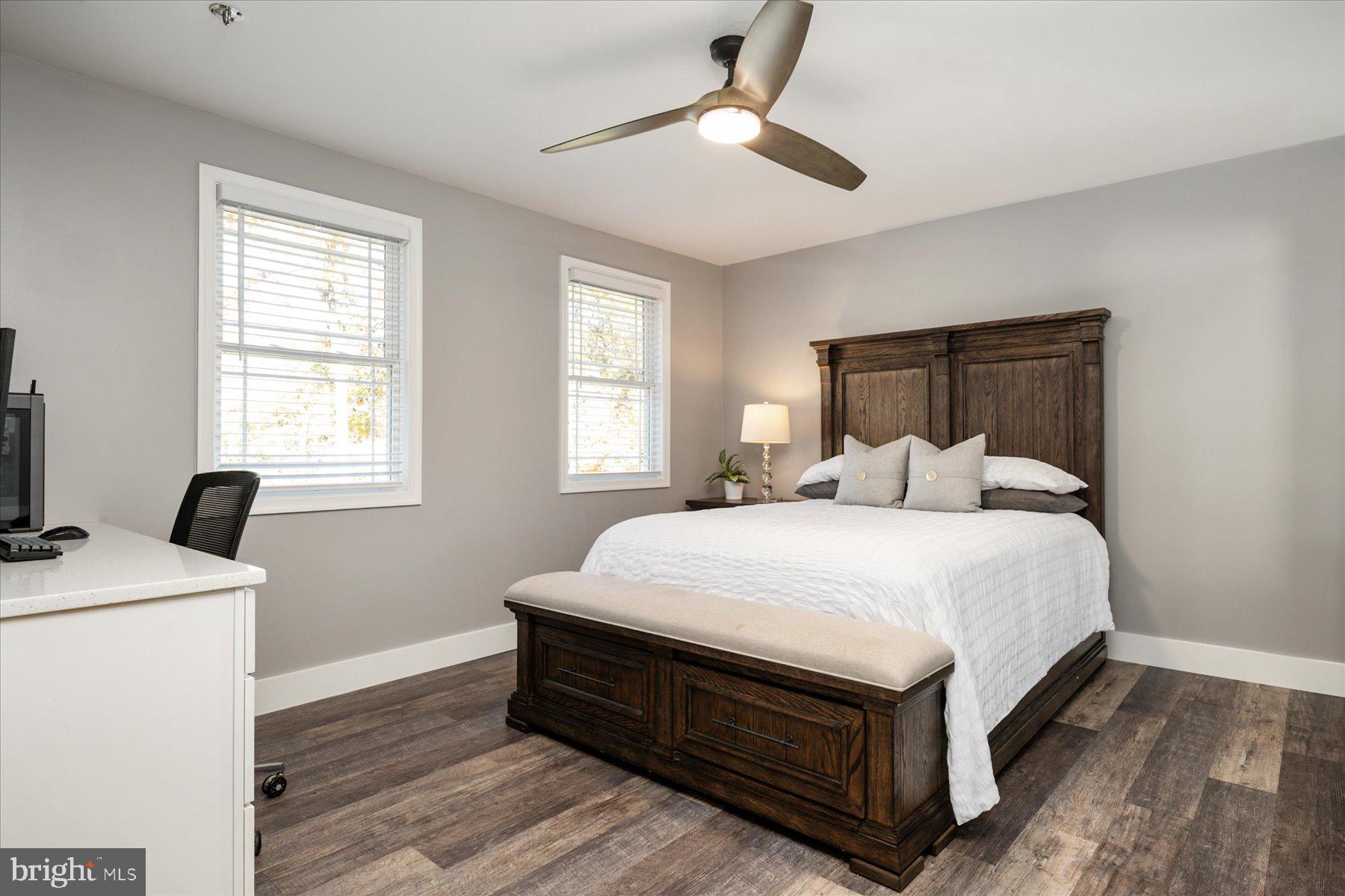 HAMPTON CHASE - Residential