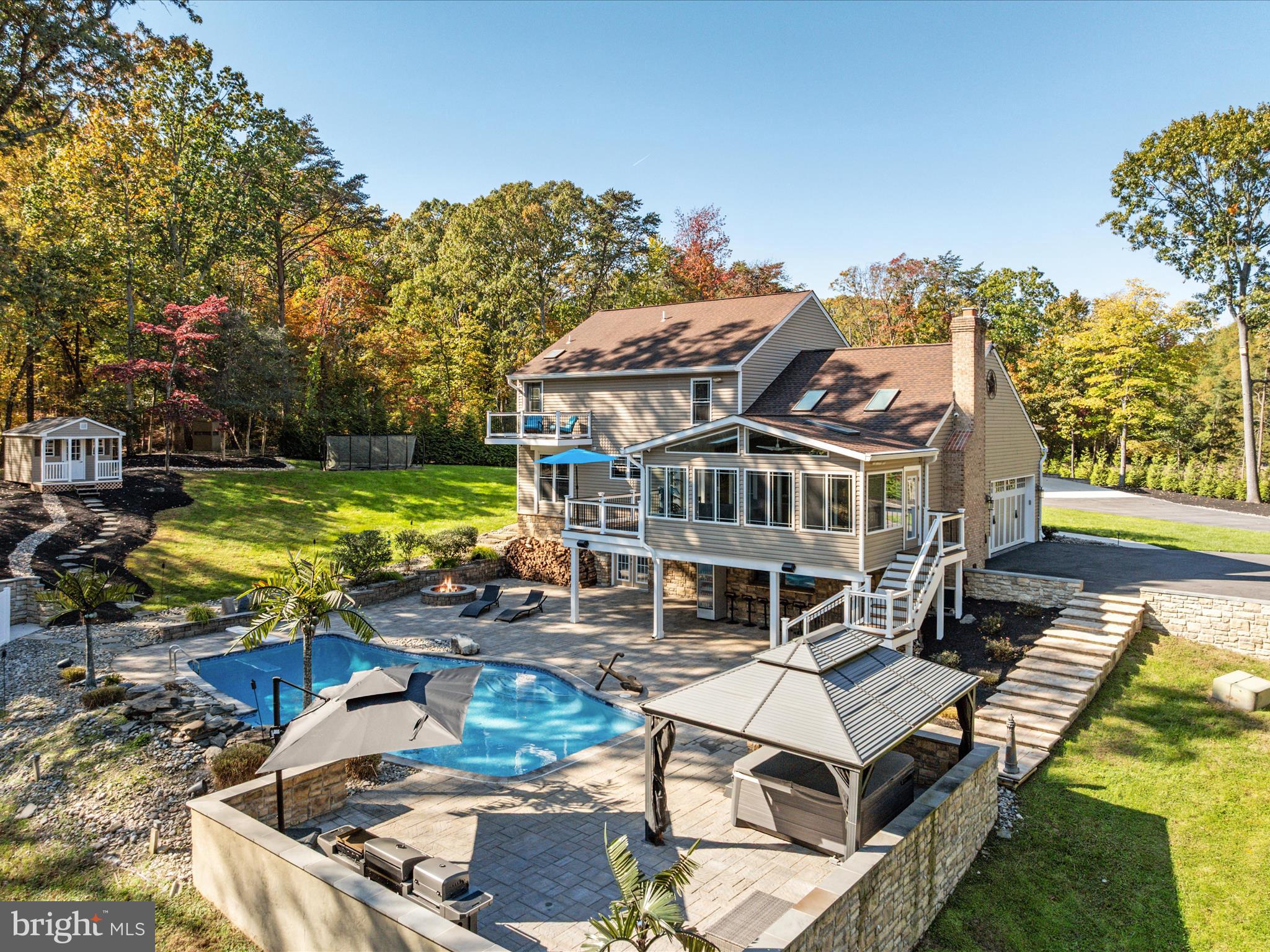 HAMPTON CHASE - Residential