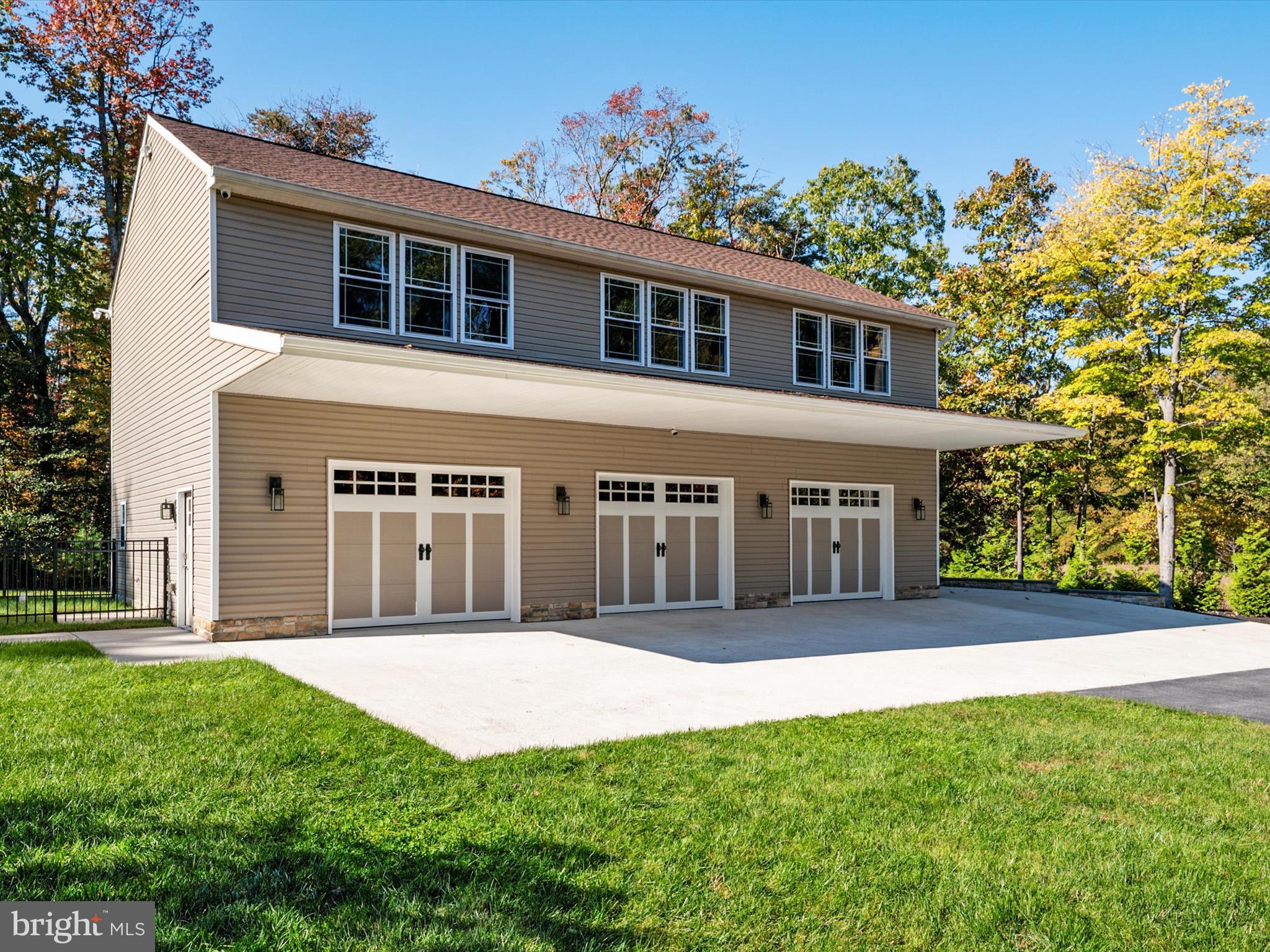 HAMPTON CHASE - Residential