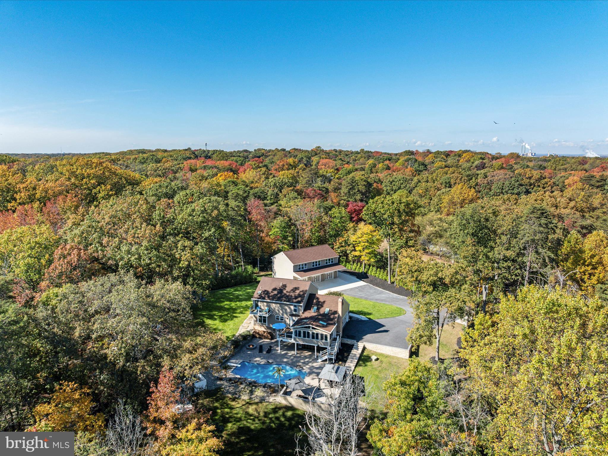 HAMPTON CHASE - Residential