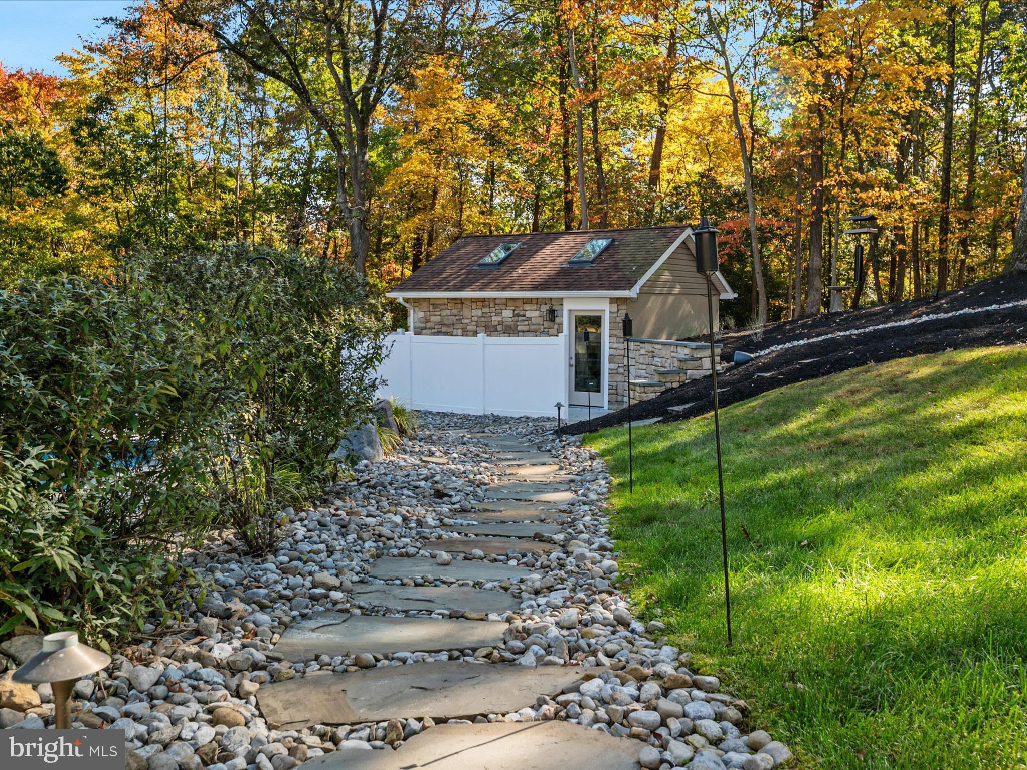 HAMPTON CHASE - Residential