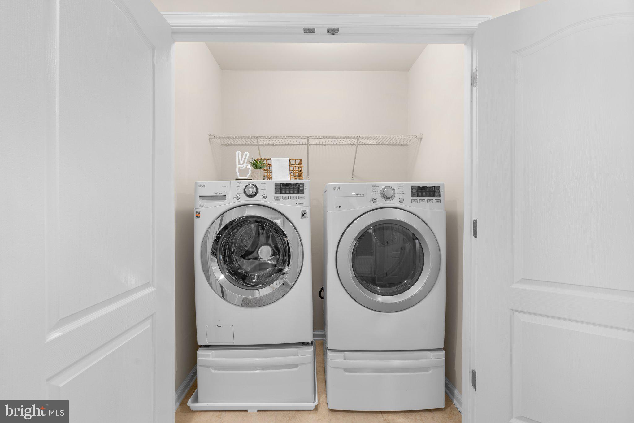 DORSET GARDENS AT BLUE STREAM - Residential Lease