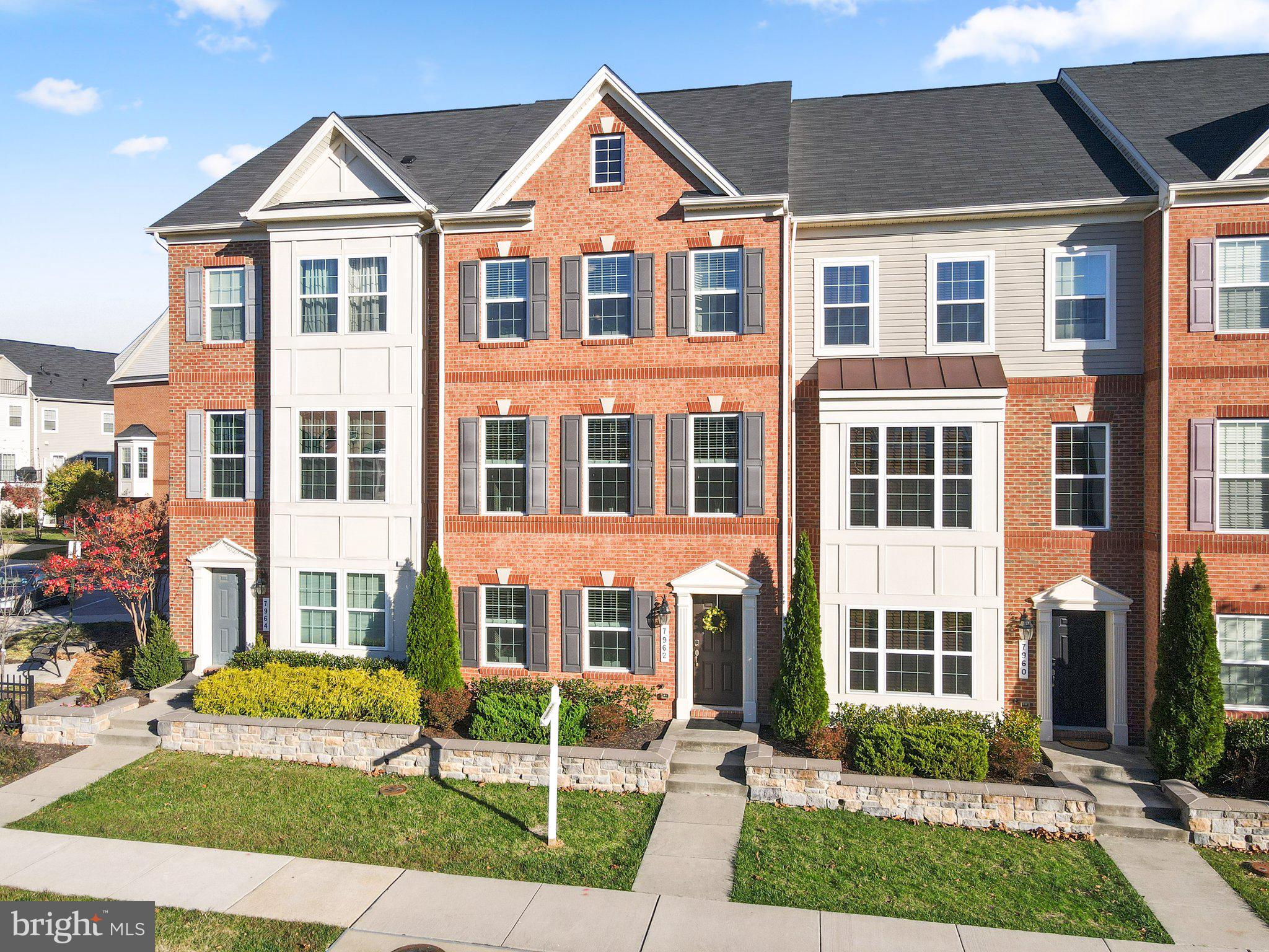 DORSET GARDENS AT BLUE STREAM - Residential Lease