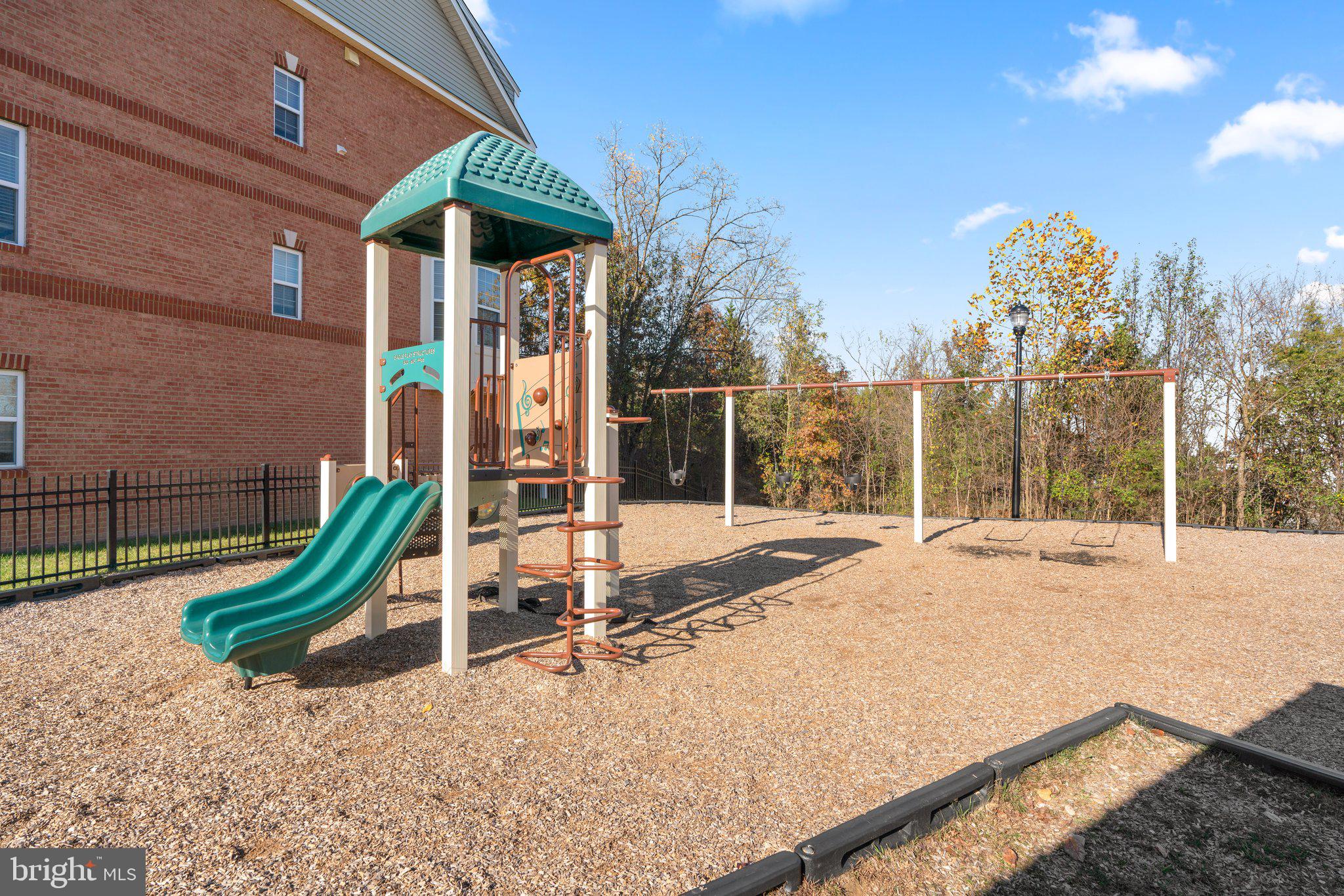 DORSET GARDENS AT BLUE STREAM - Residential Lease