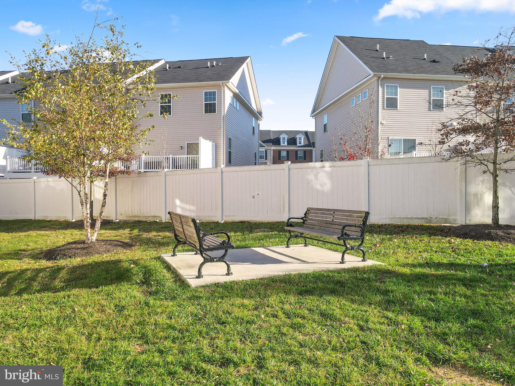 DORSET GARDENS AT BLUE STREAM - Residential Lease