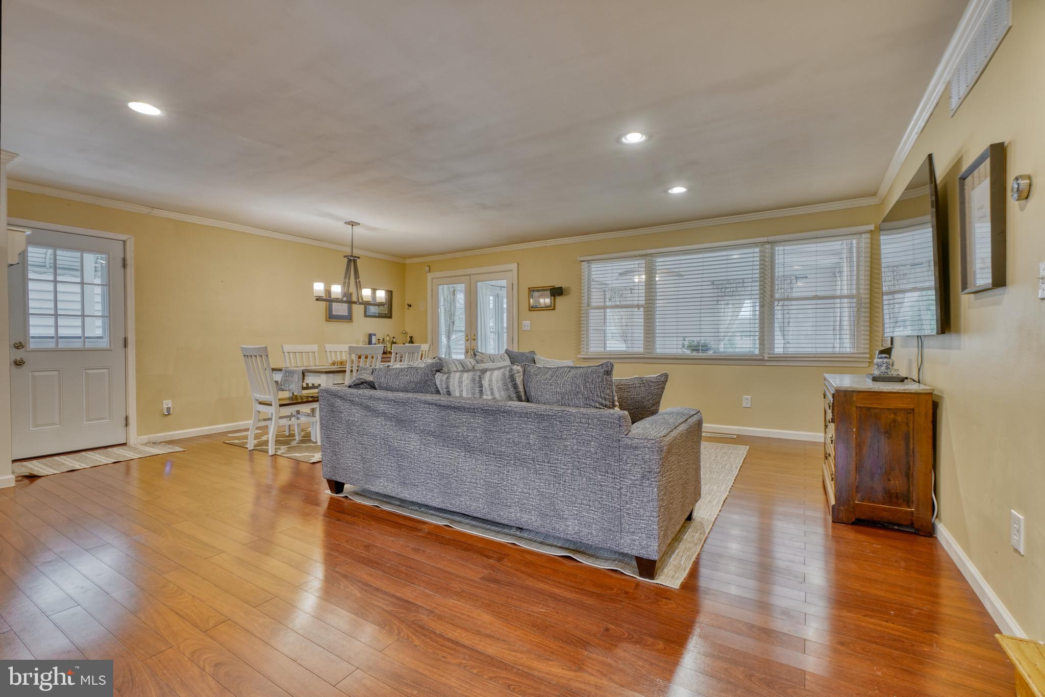 SILVERGATE VILLAGE - Residential