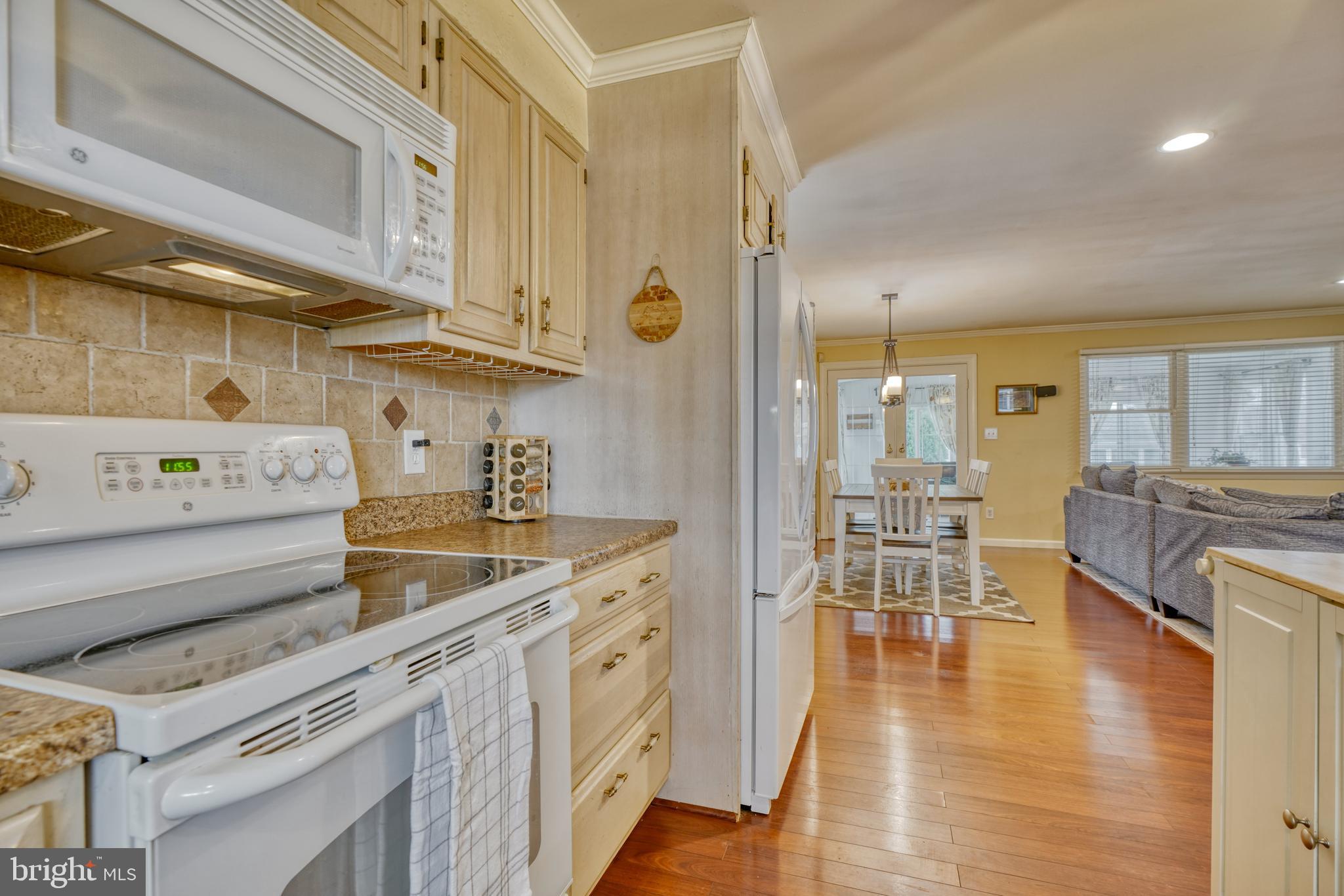 SILVERGATE VILLAGE - Residential