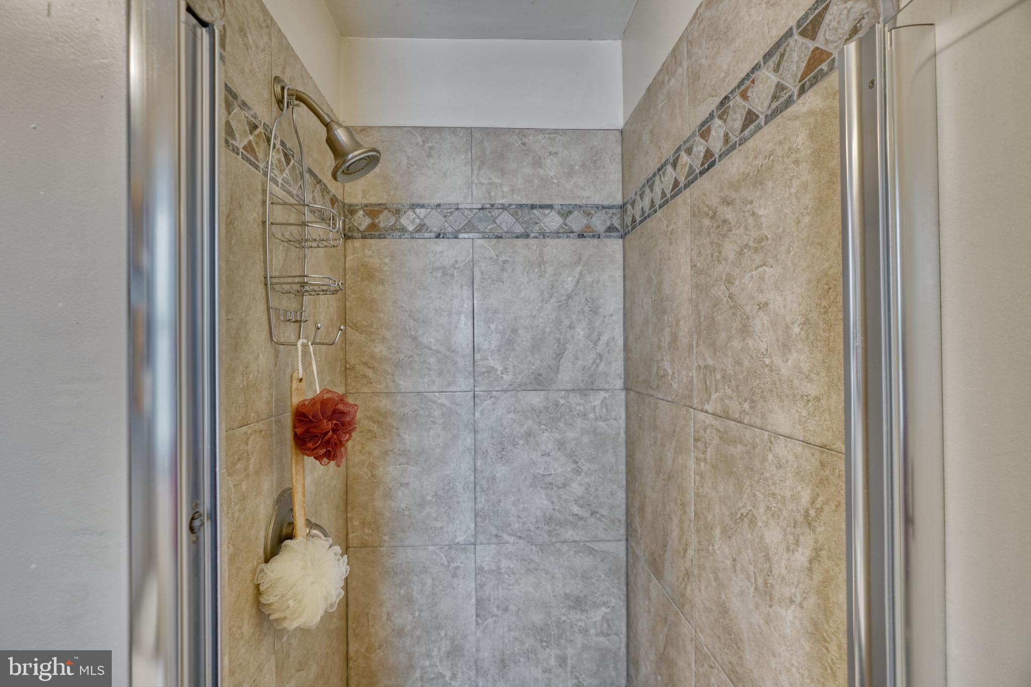 SILVERGATE VILLAGE - Residential