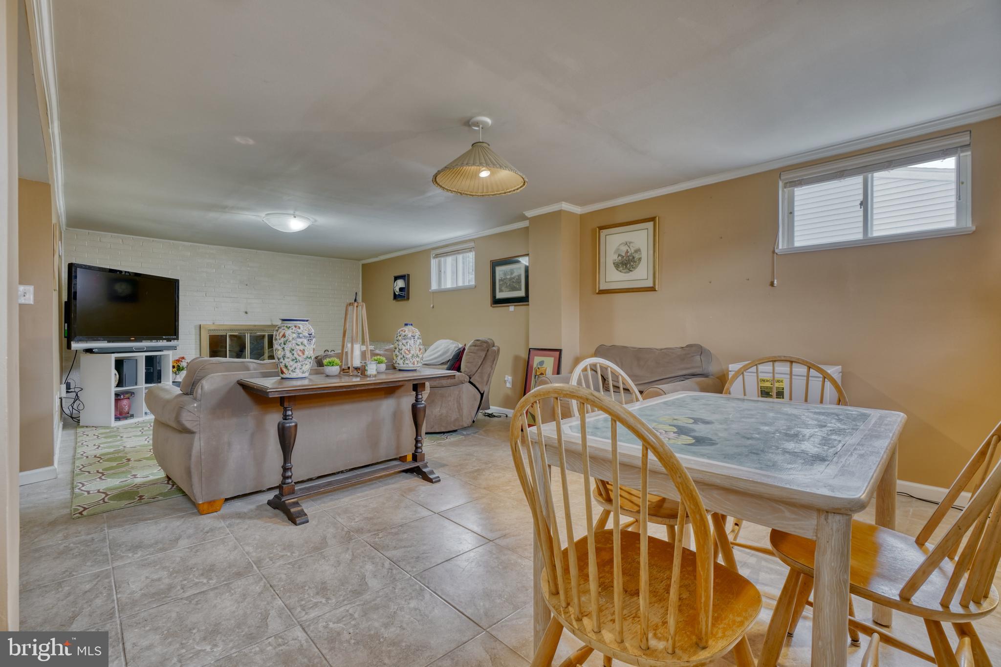 SILVERGATE VILLAGE - Residential