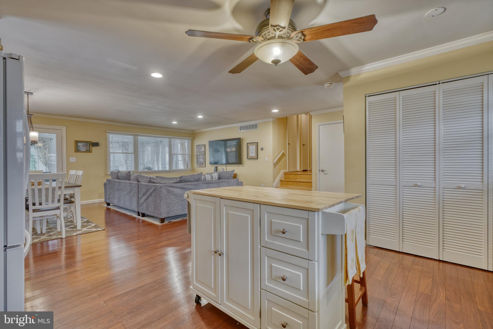 SILVERGATE VILLAGE - Residential