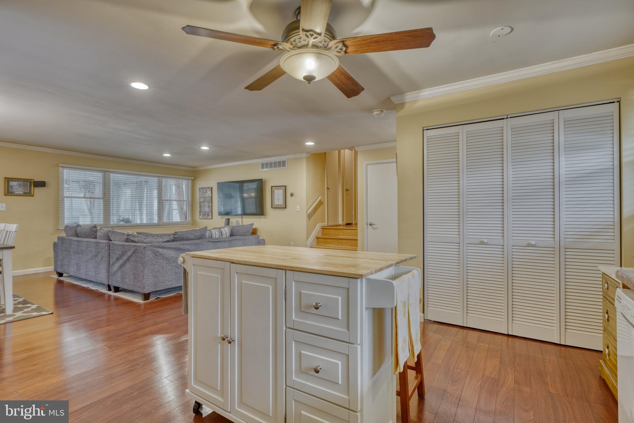 SILVERGATE VILLAGE - Residential