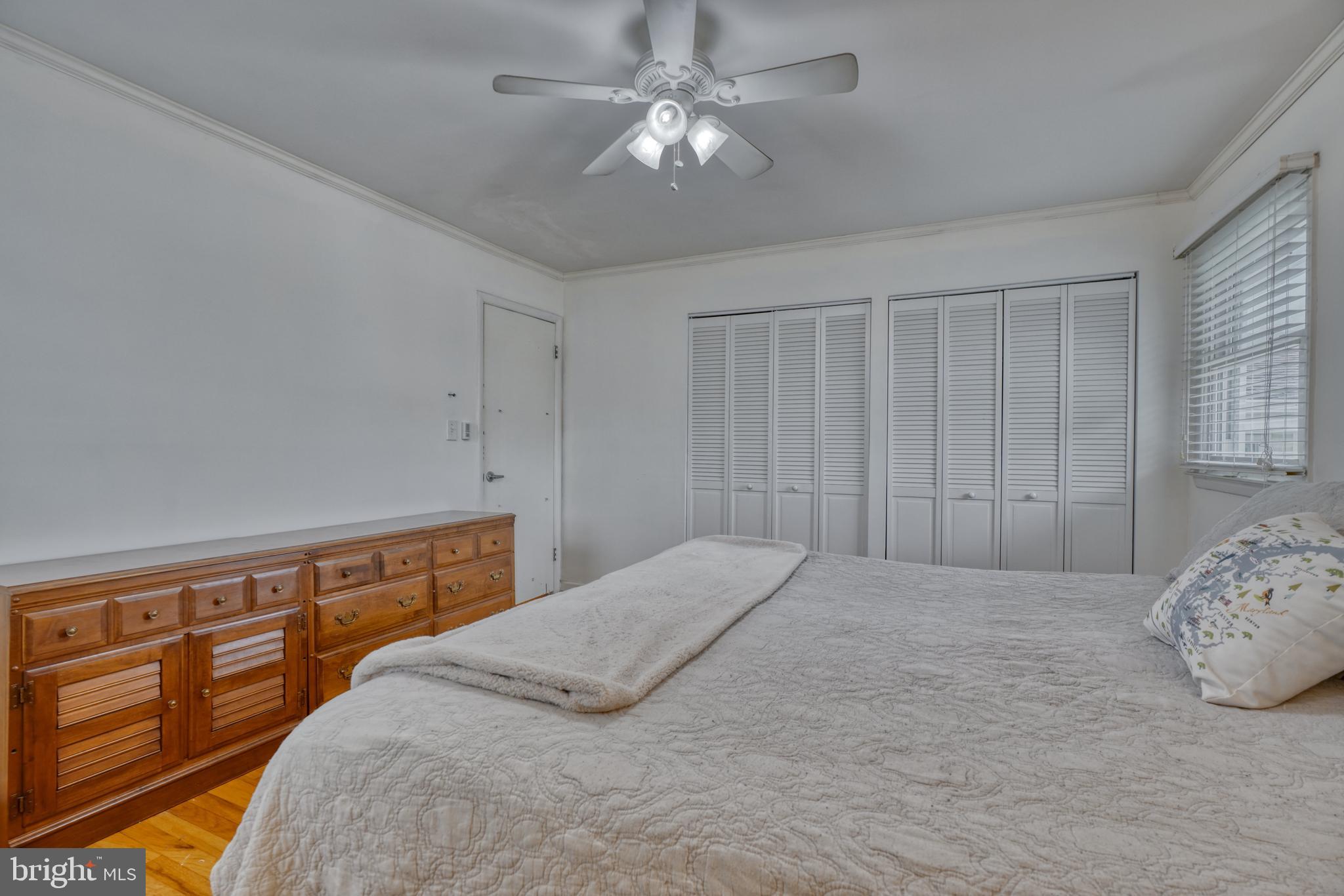 SILVERGATE VILLAGE - Residential