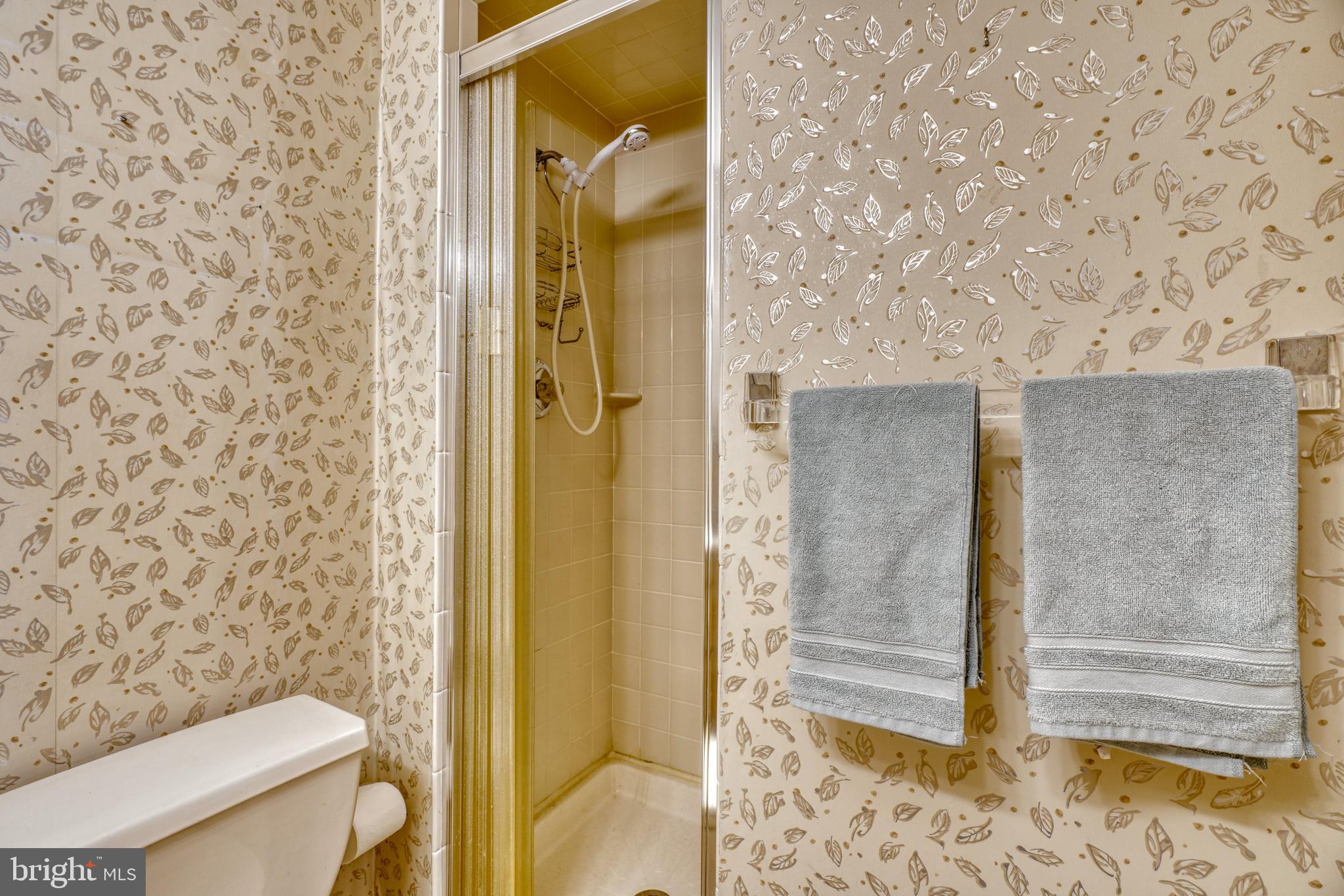 SILVERGATE VILLAGE - Residential