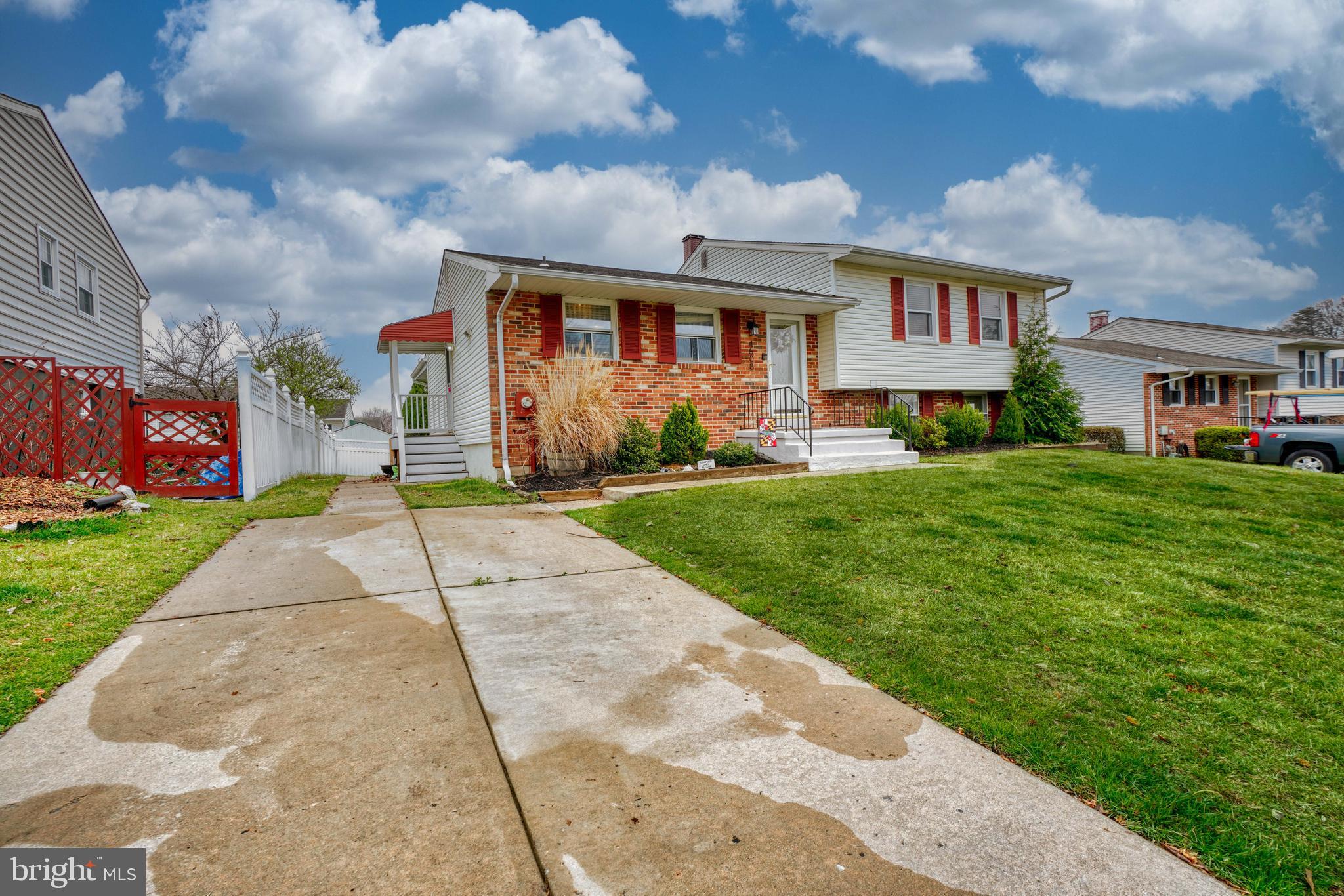 SILVERGATE VILLAGE - Residential