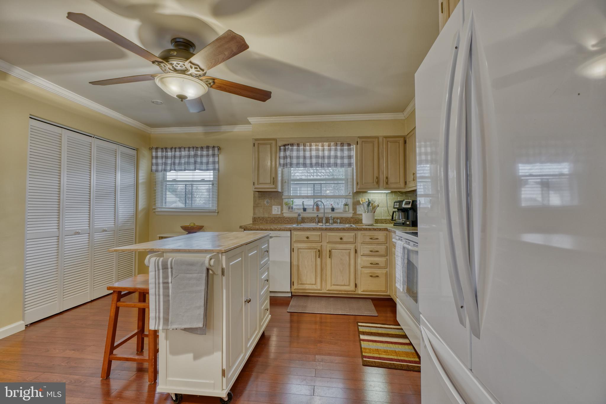 SILVERGATE VILLAGE - Residential