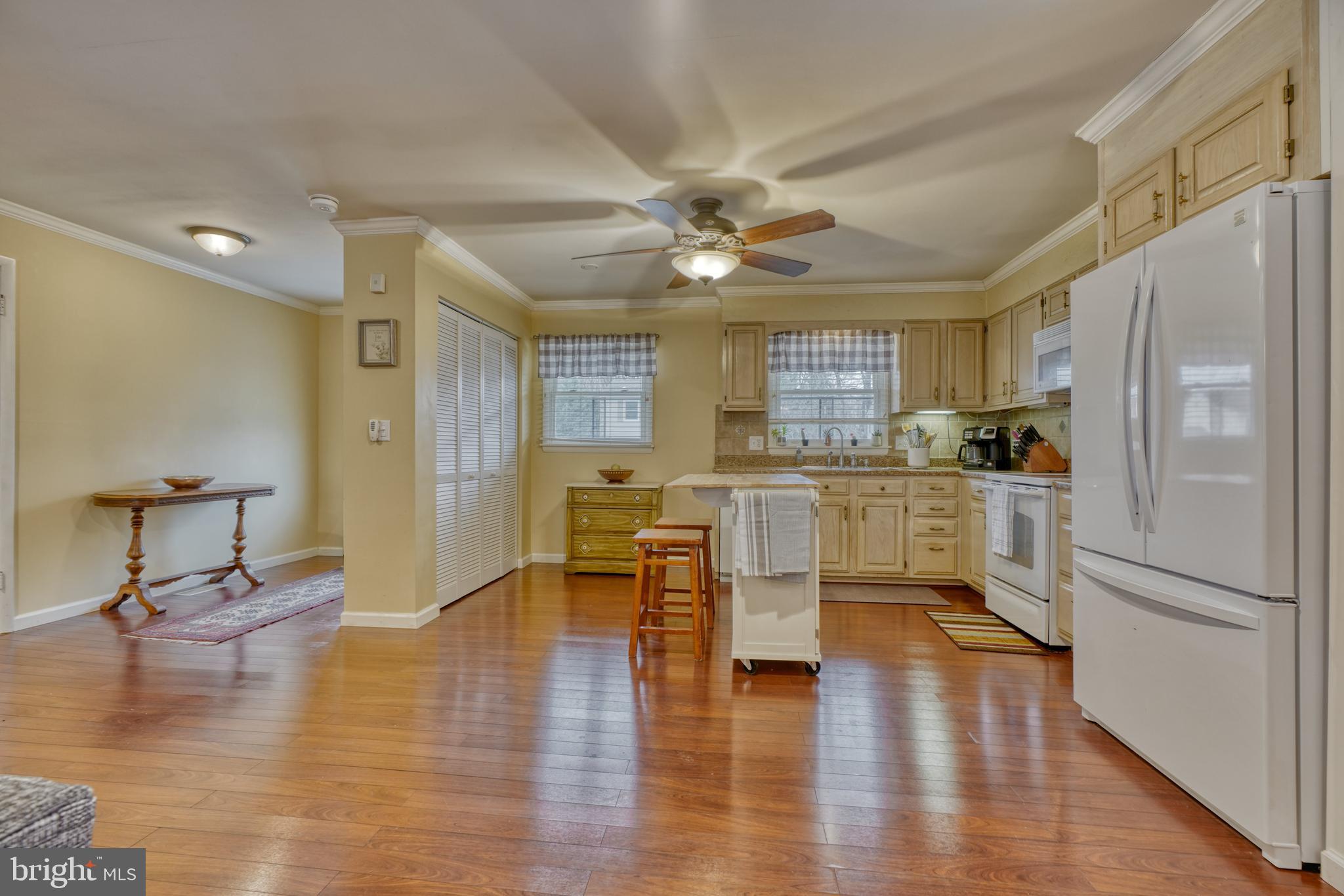 SILVERGATE VILLAGE - Residential