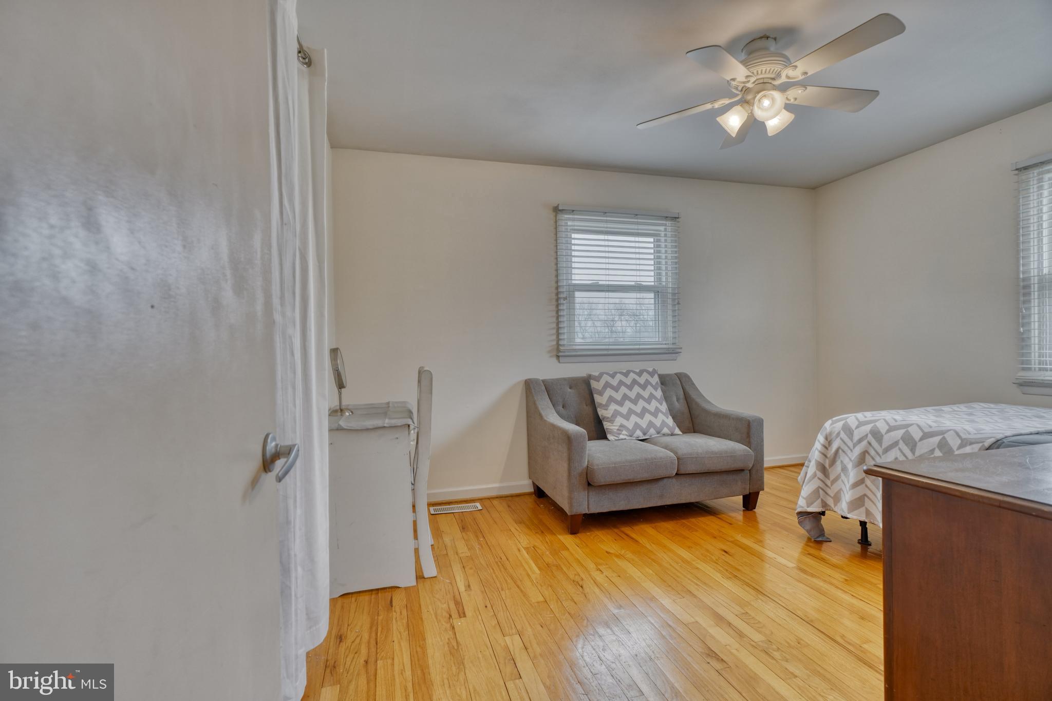 SILVERGATE VILLAGE - Residential