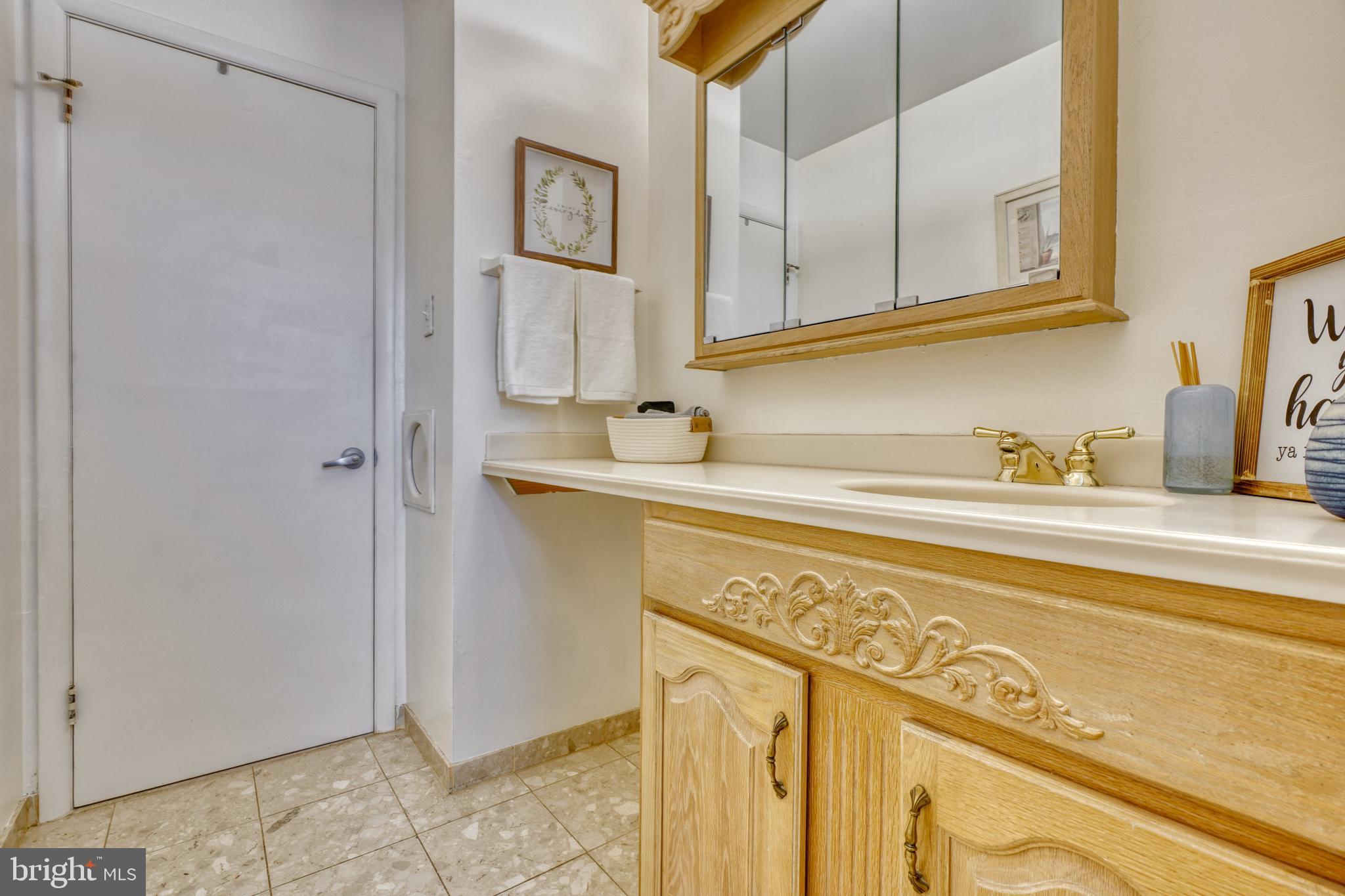 SILVERGATE VILLAGE - Residential