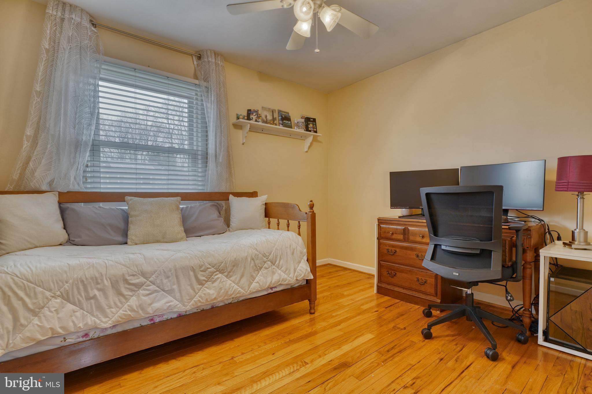 SILVERGATE VILLAGE - Residential