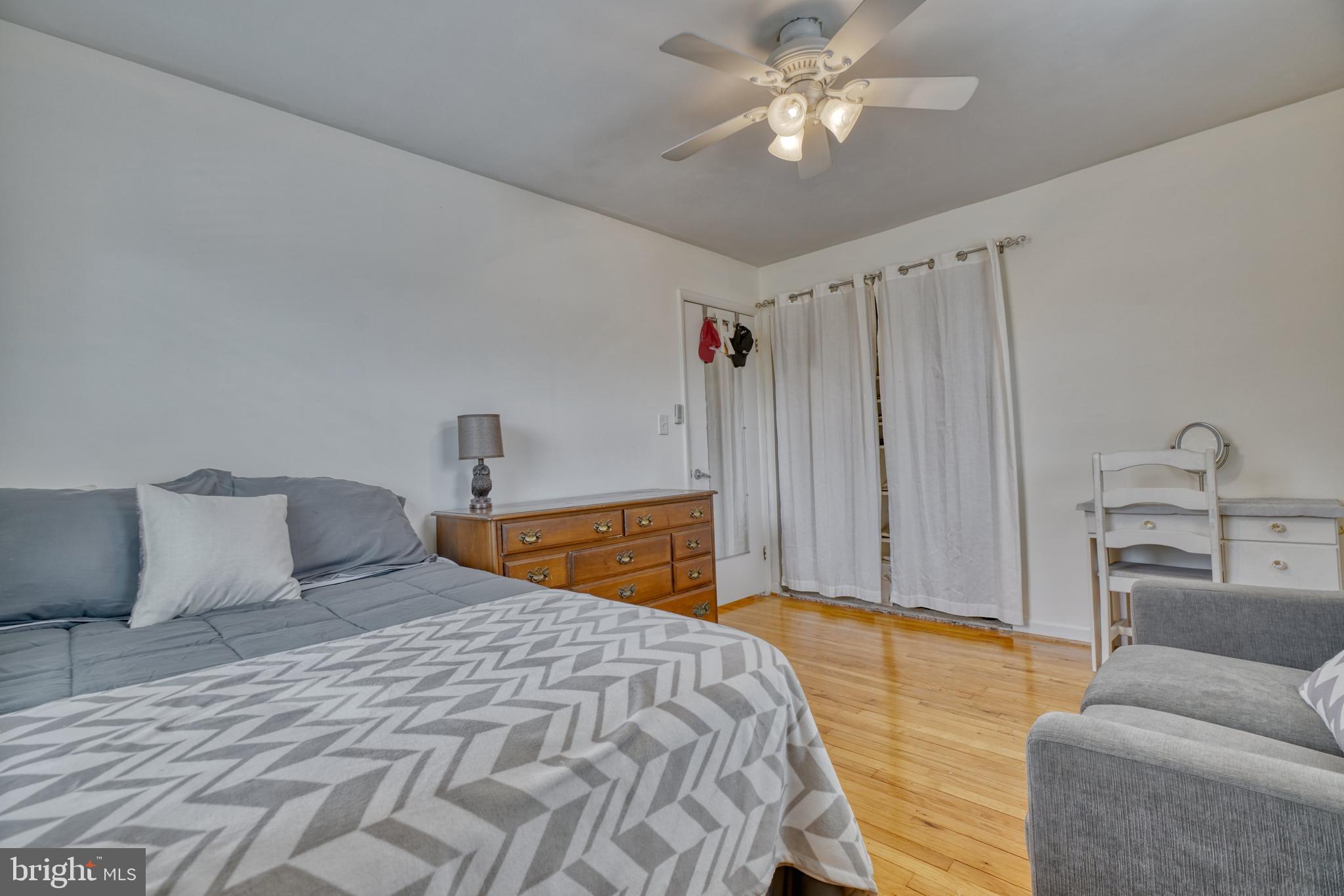 SILVERGATE VILLAGE - Residential