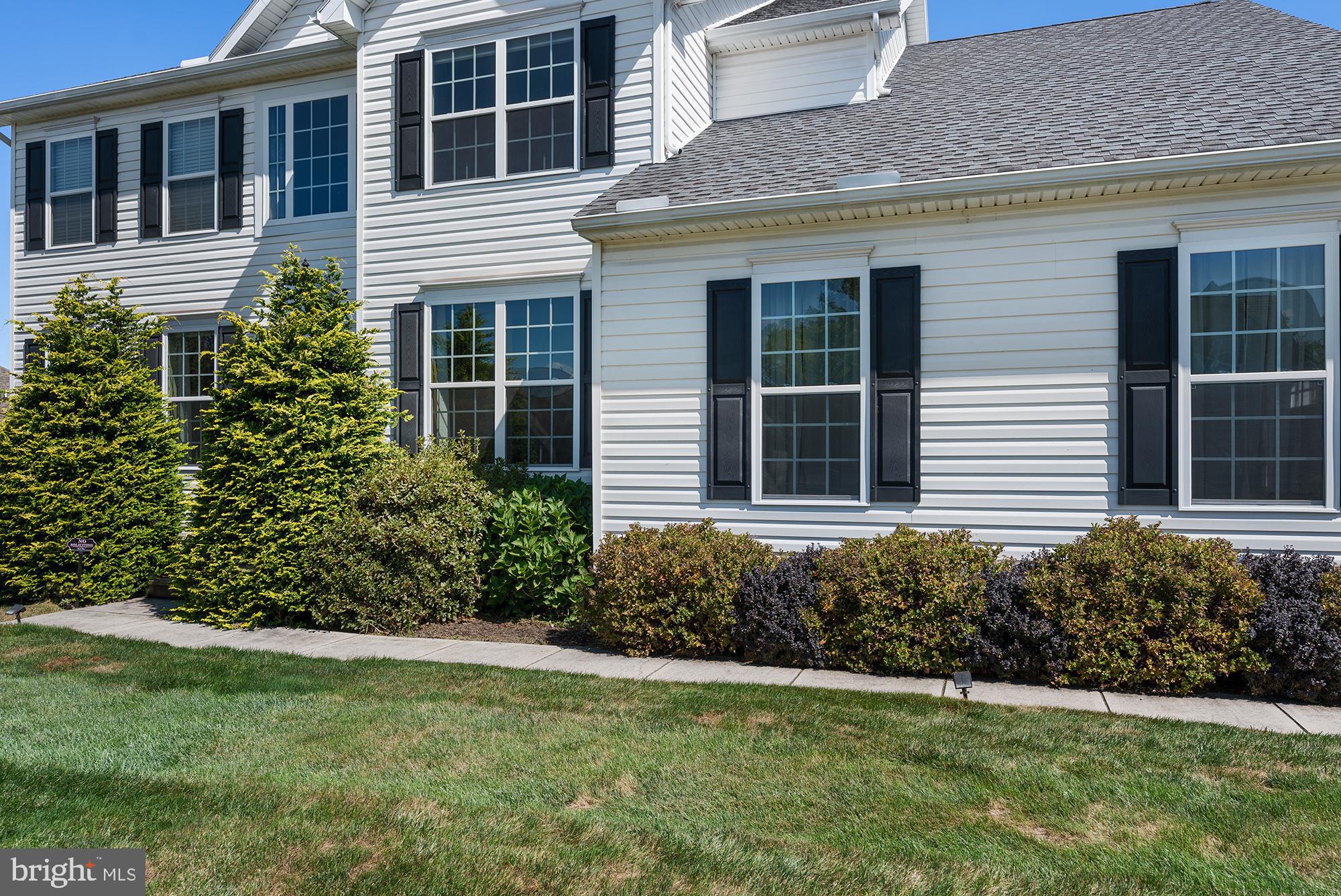 12 BOULDER ROAD
