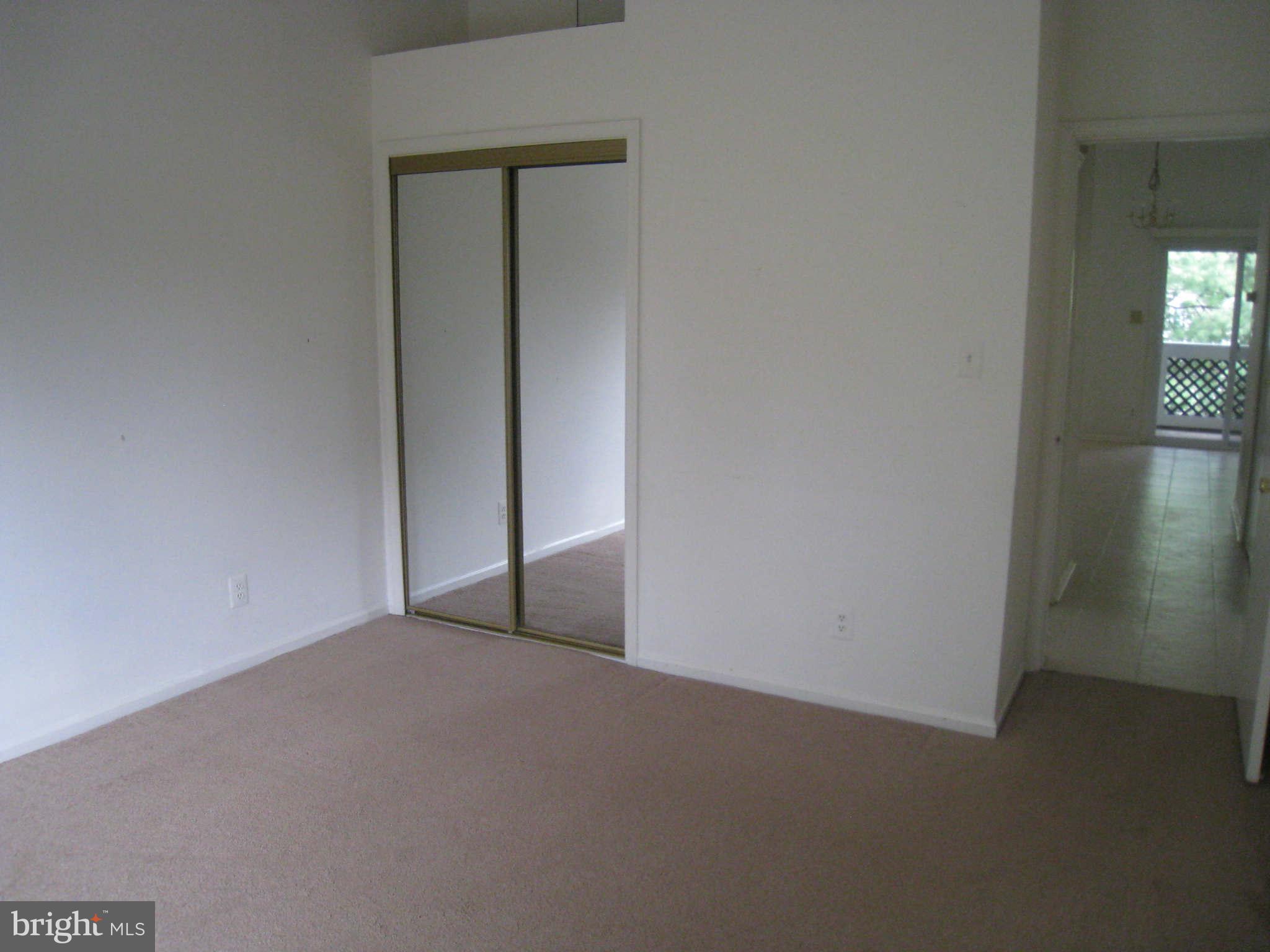 GRAYS POINTE - Residential Lease