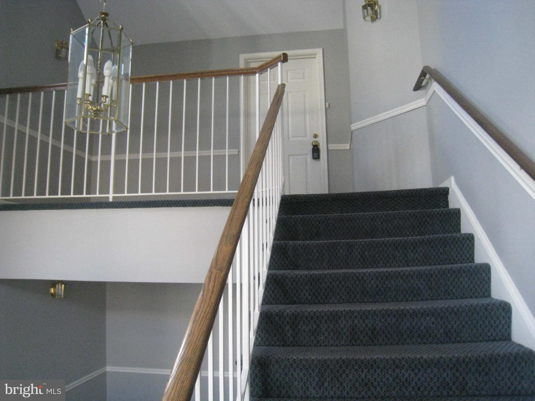 GRAYS POINTE - Residential Lease