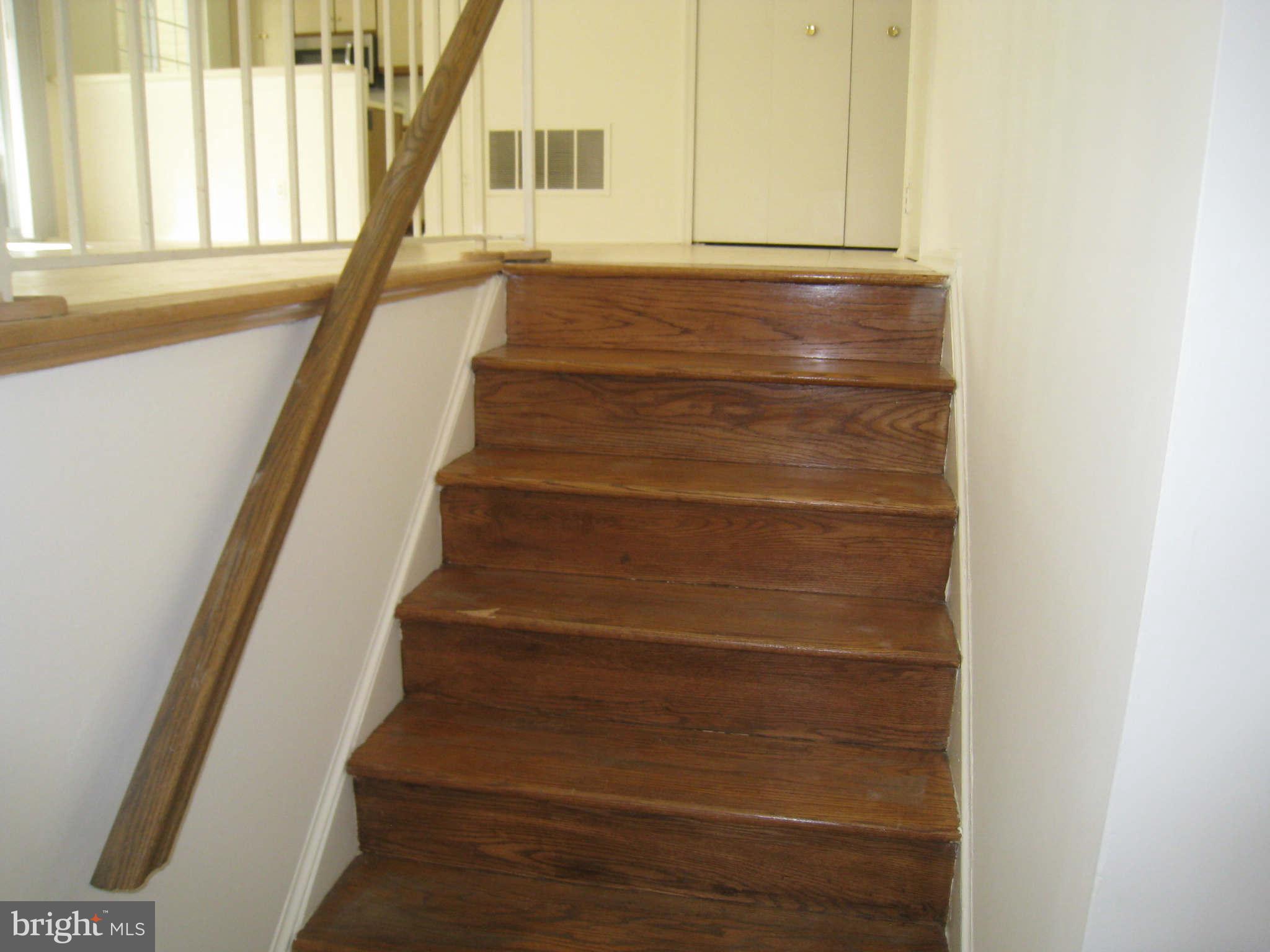 GRAYS POINTE - Residential Lease