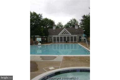 GRAYS POINTE - Residential Lease