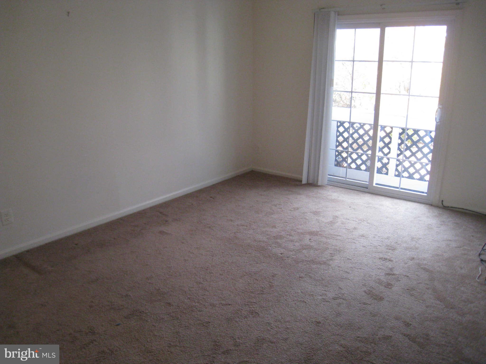 GRAYS POINTE - Residential Lease