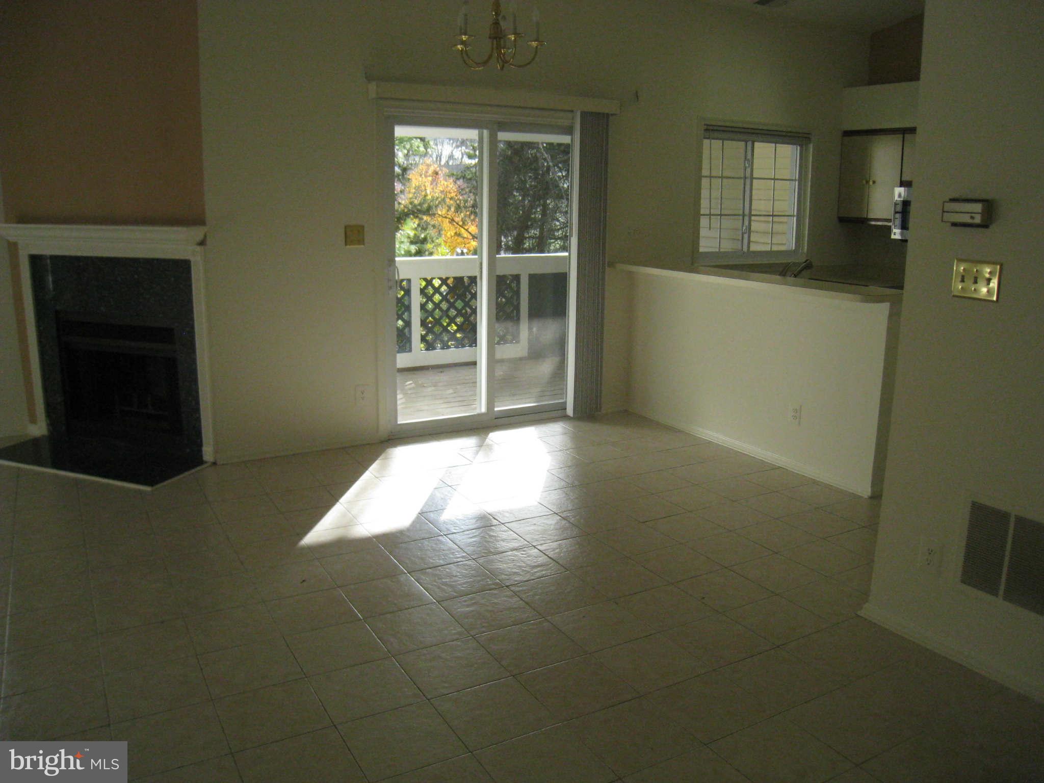 GRAYS POINTE - Residential Lease