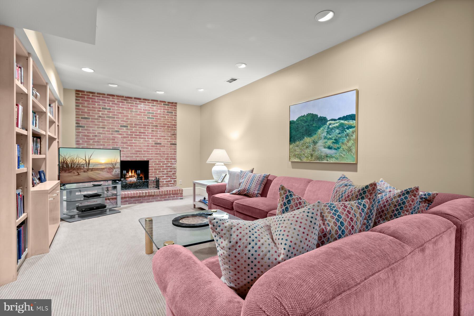 KENT - Residential