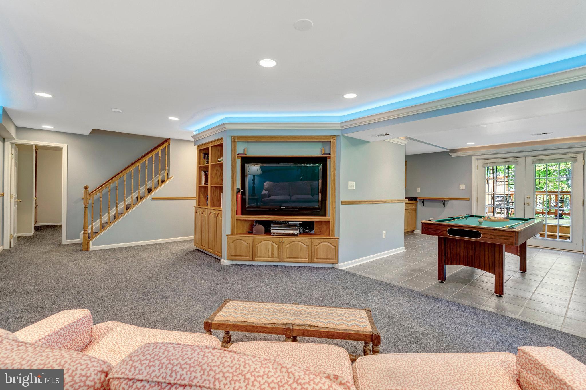 SOMERSET SOUTH - Residential